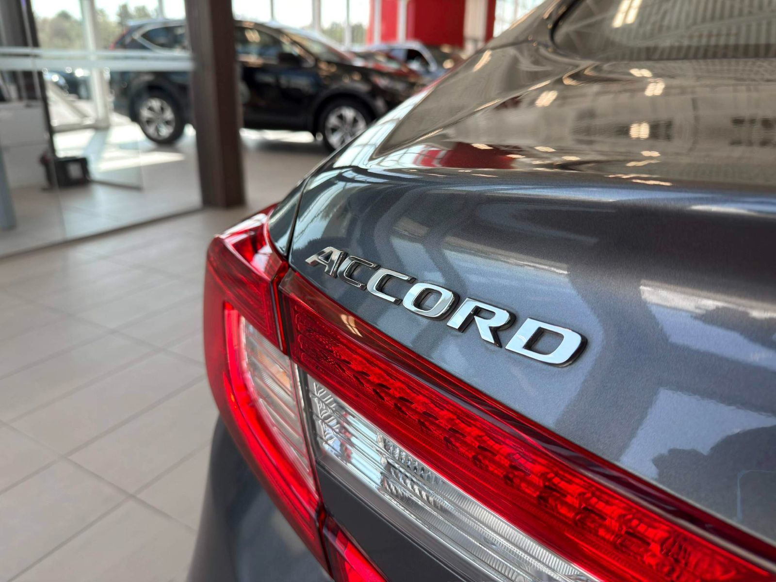 Honda Accord Sedan Touring 2020-12