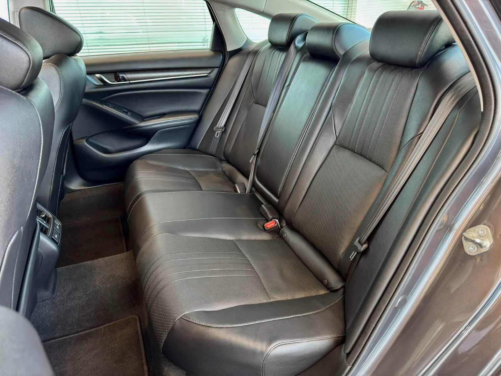 Honda Accord Sedan Touring 2020-20