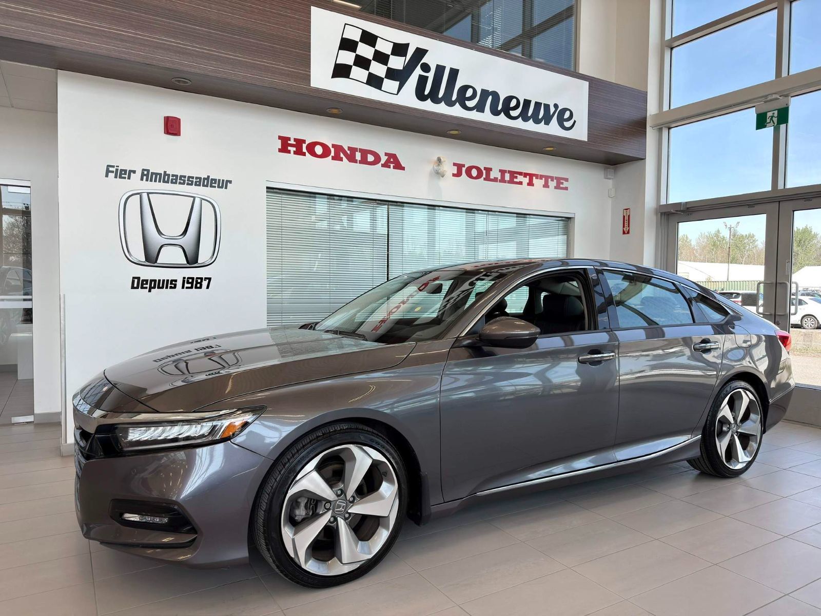 Honda Accord Sedan Touring 2020-7