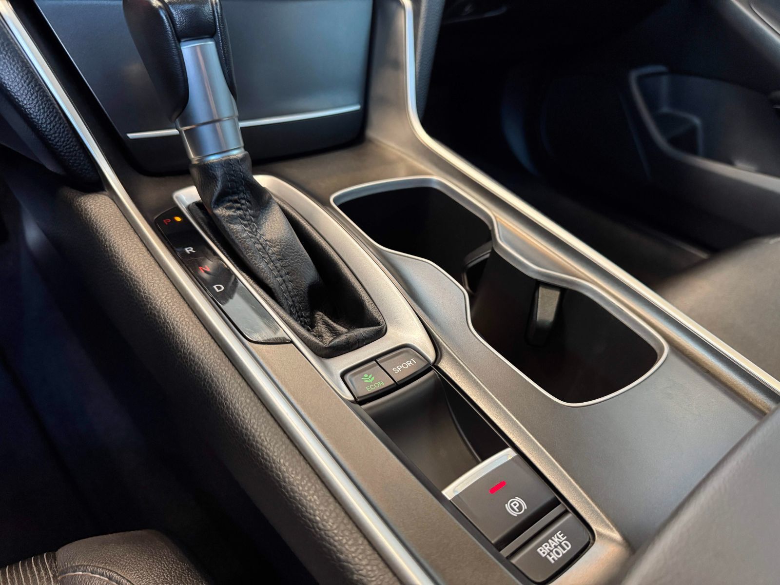Honda Accord Sedan Sport 2020-27
