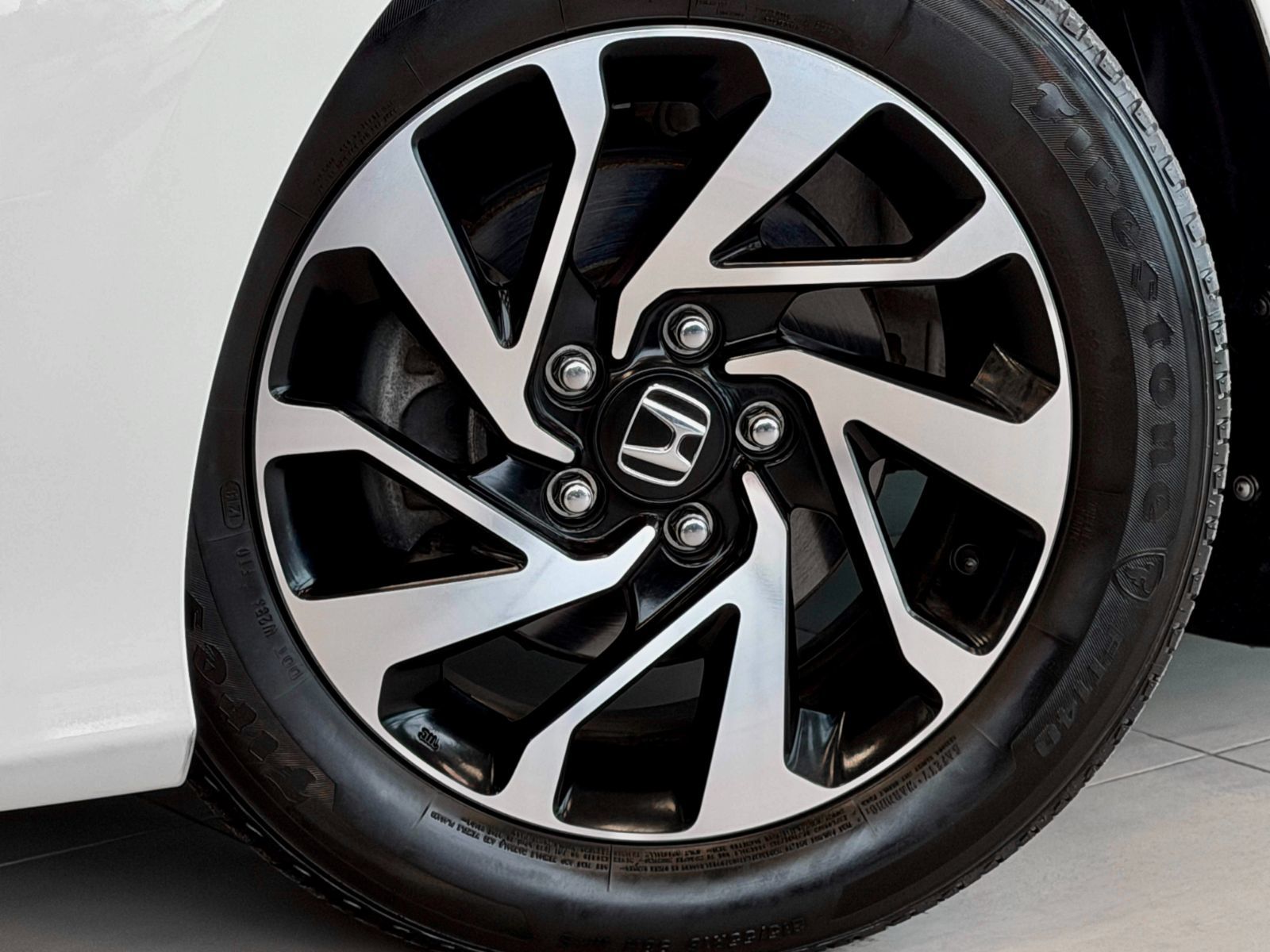 Honda Civic Coupe LX 2016-12