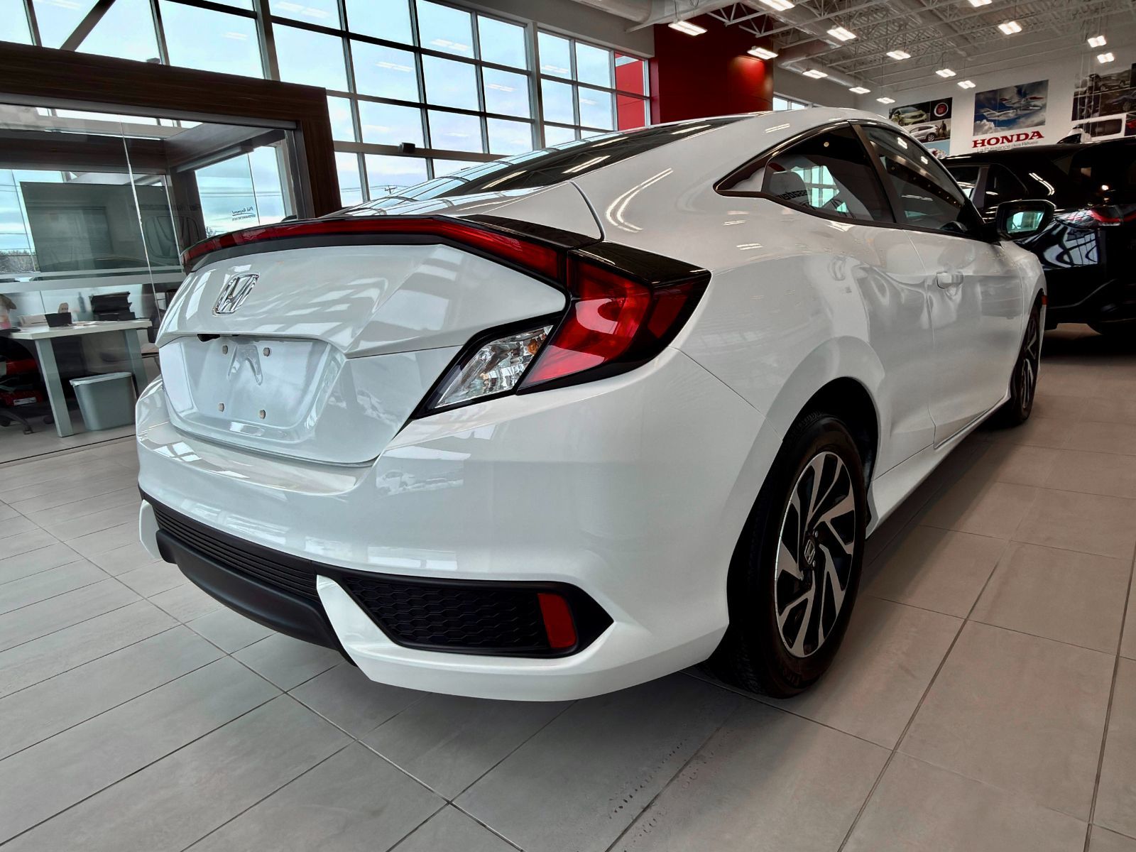 Honda Civic Coupe LX 2016-9