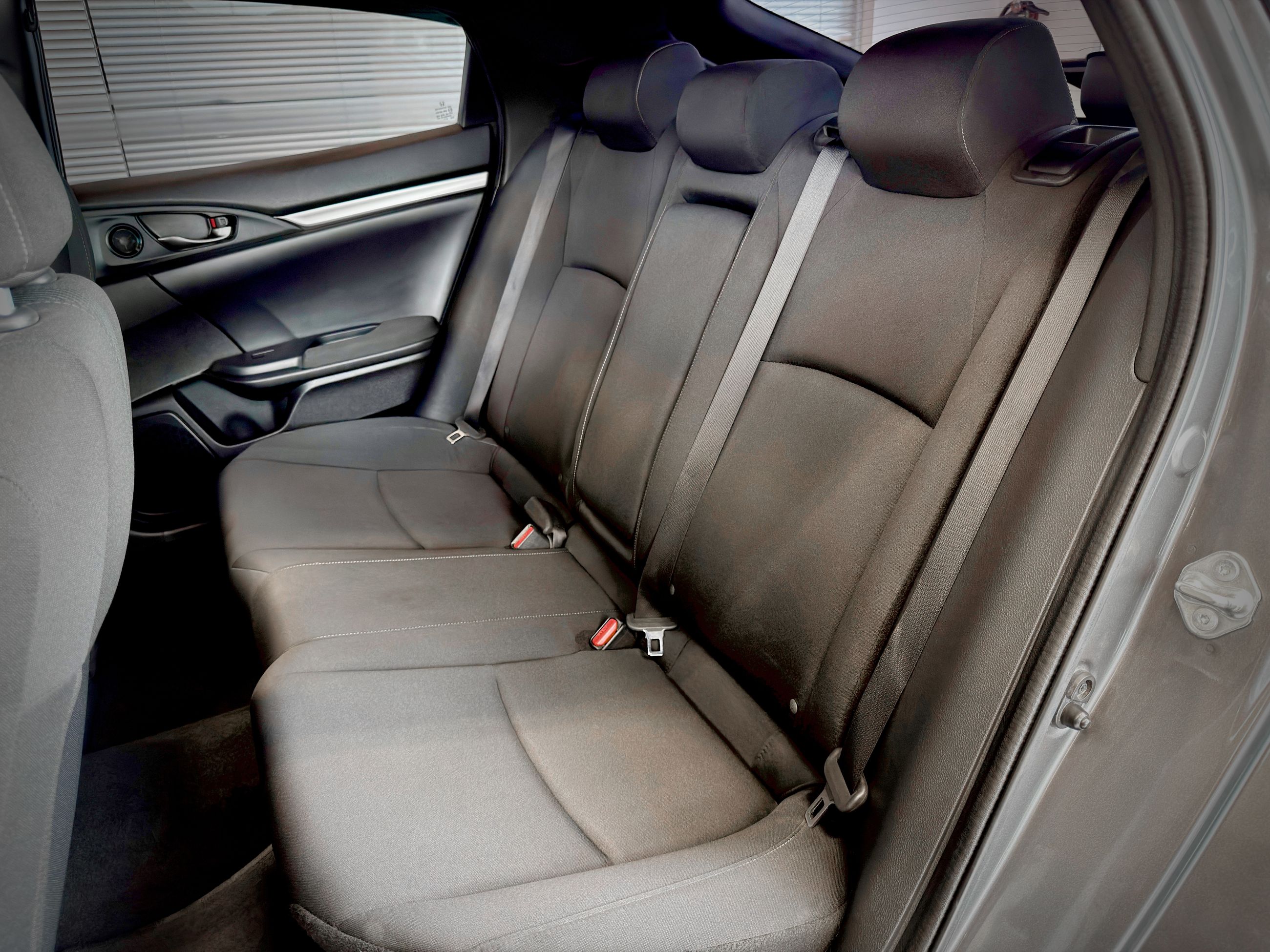 2017 Honda Civic Hatchback Sport-18