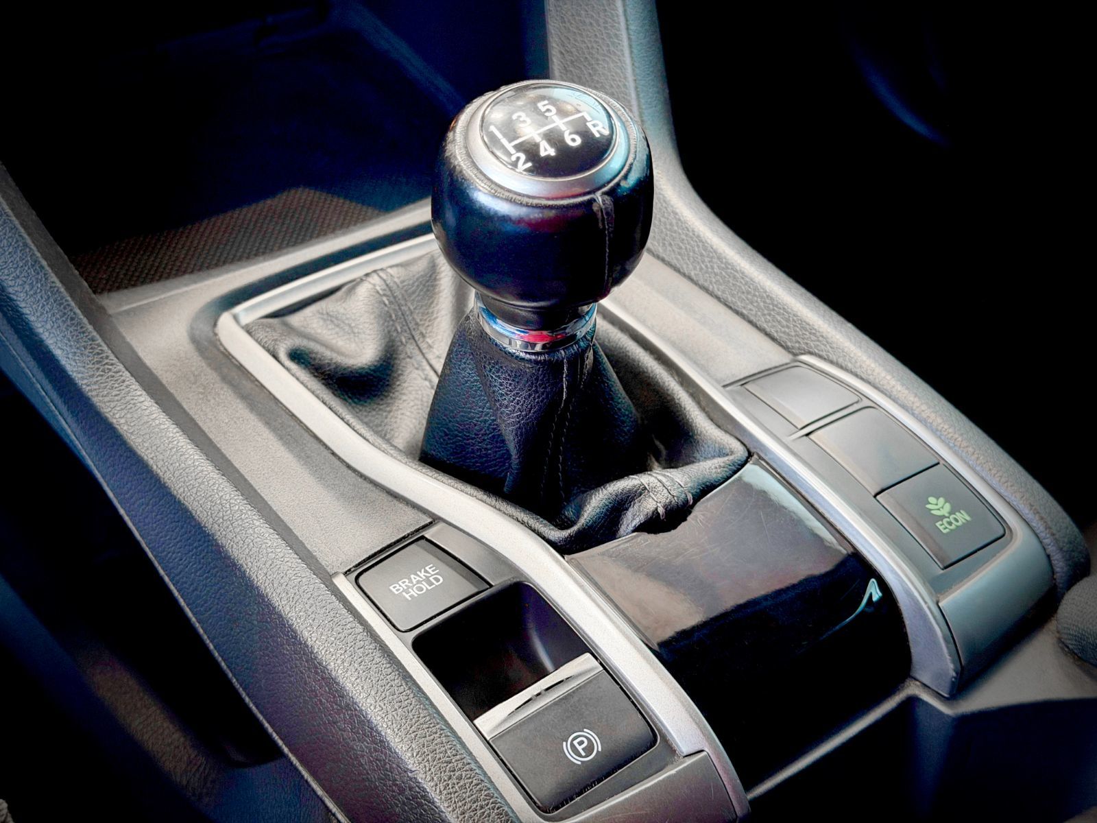 2017 Honda Civic Hatchback Sport-29