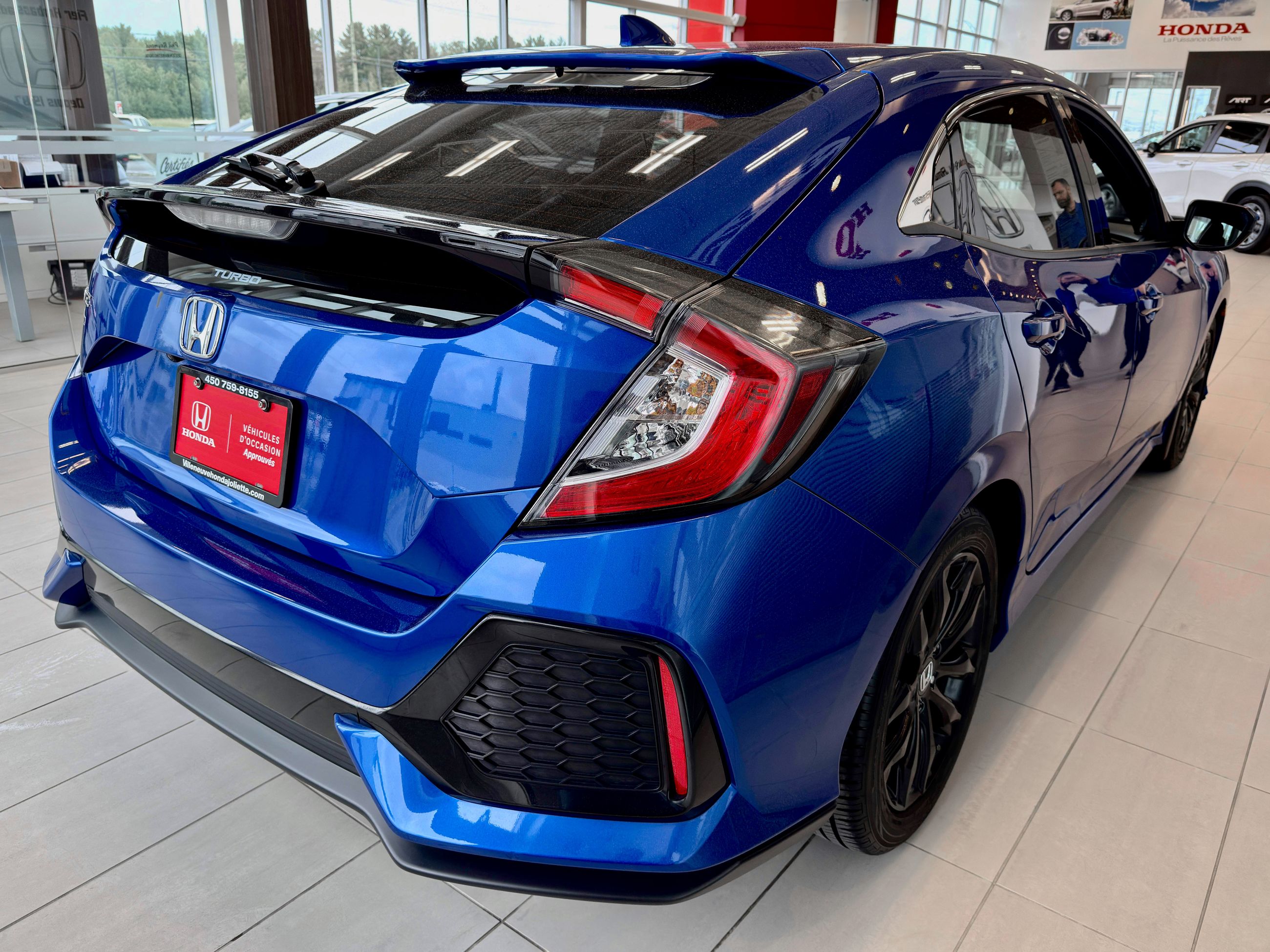Honda Civic Hatchback LX 2018-9