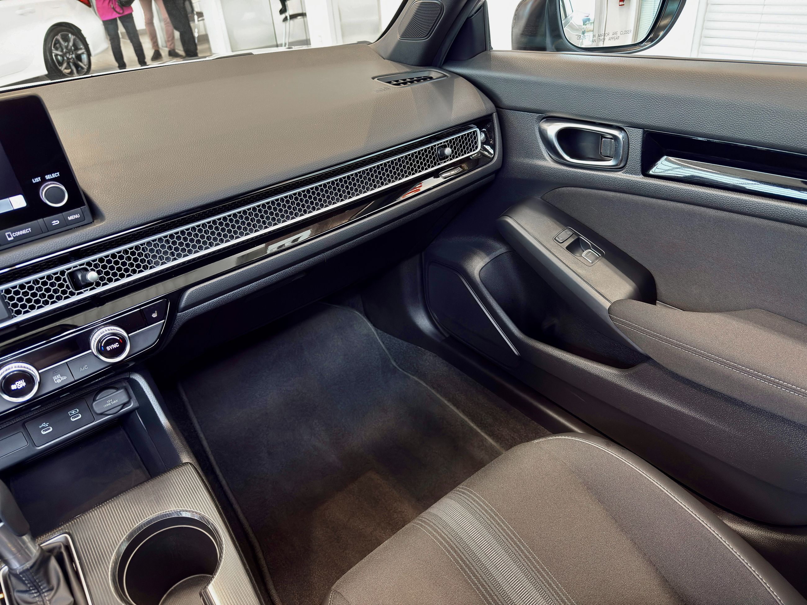 Honda Civic Sedan Hybrid Sport 2025-22