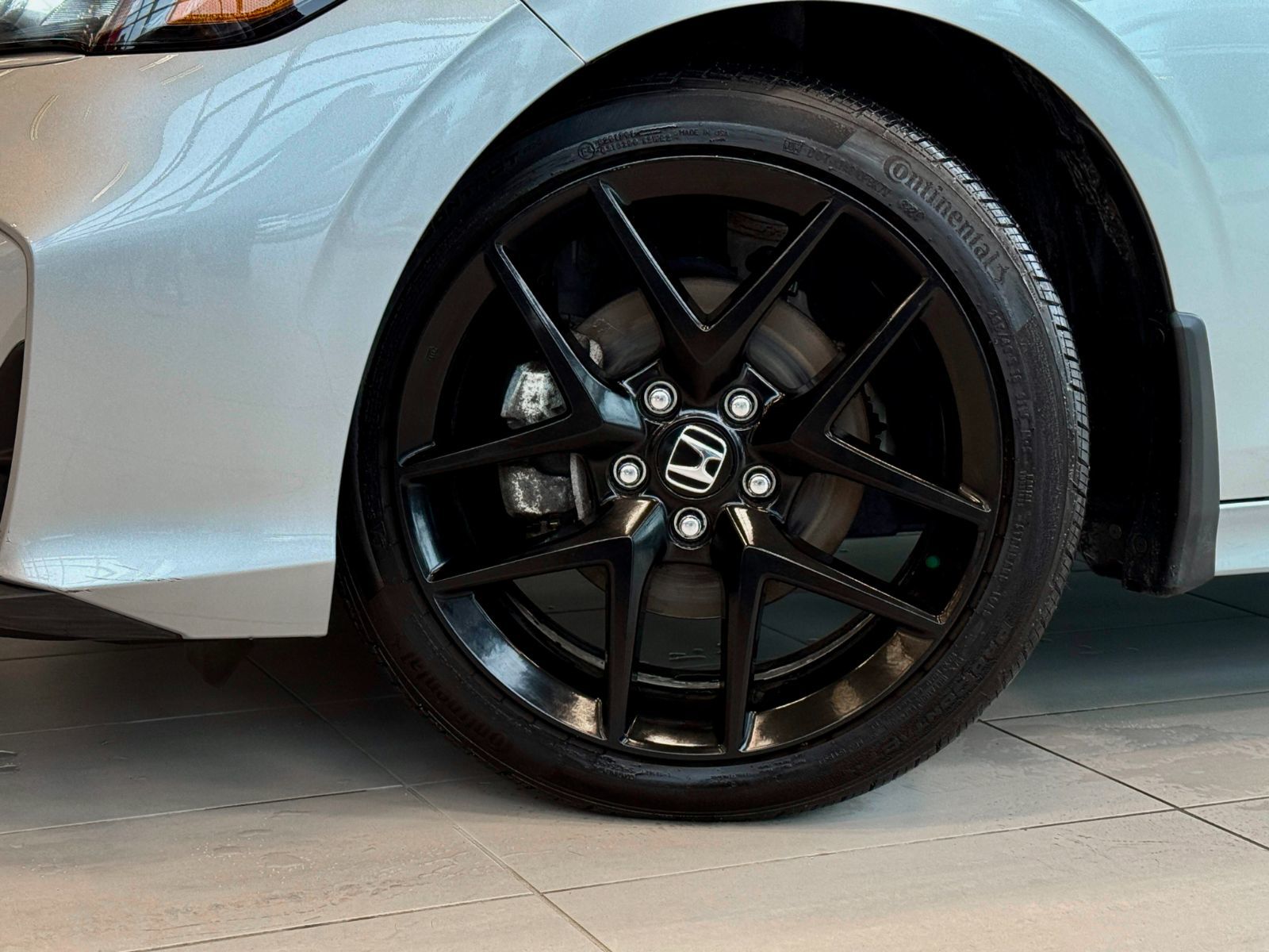 Honda Civic Sedan Hybrid Sport 2025-13