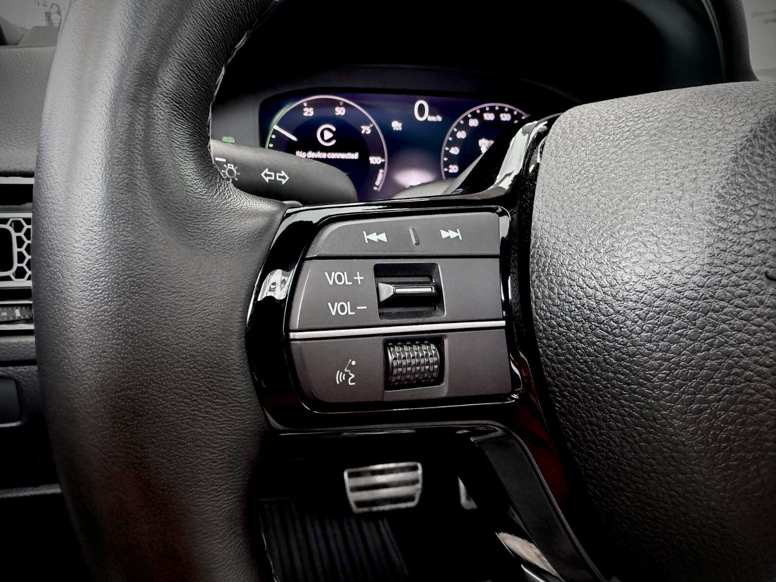 2025 Honda Civic Sedan Hybrid Sport Touring-25