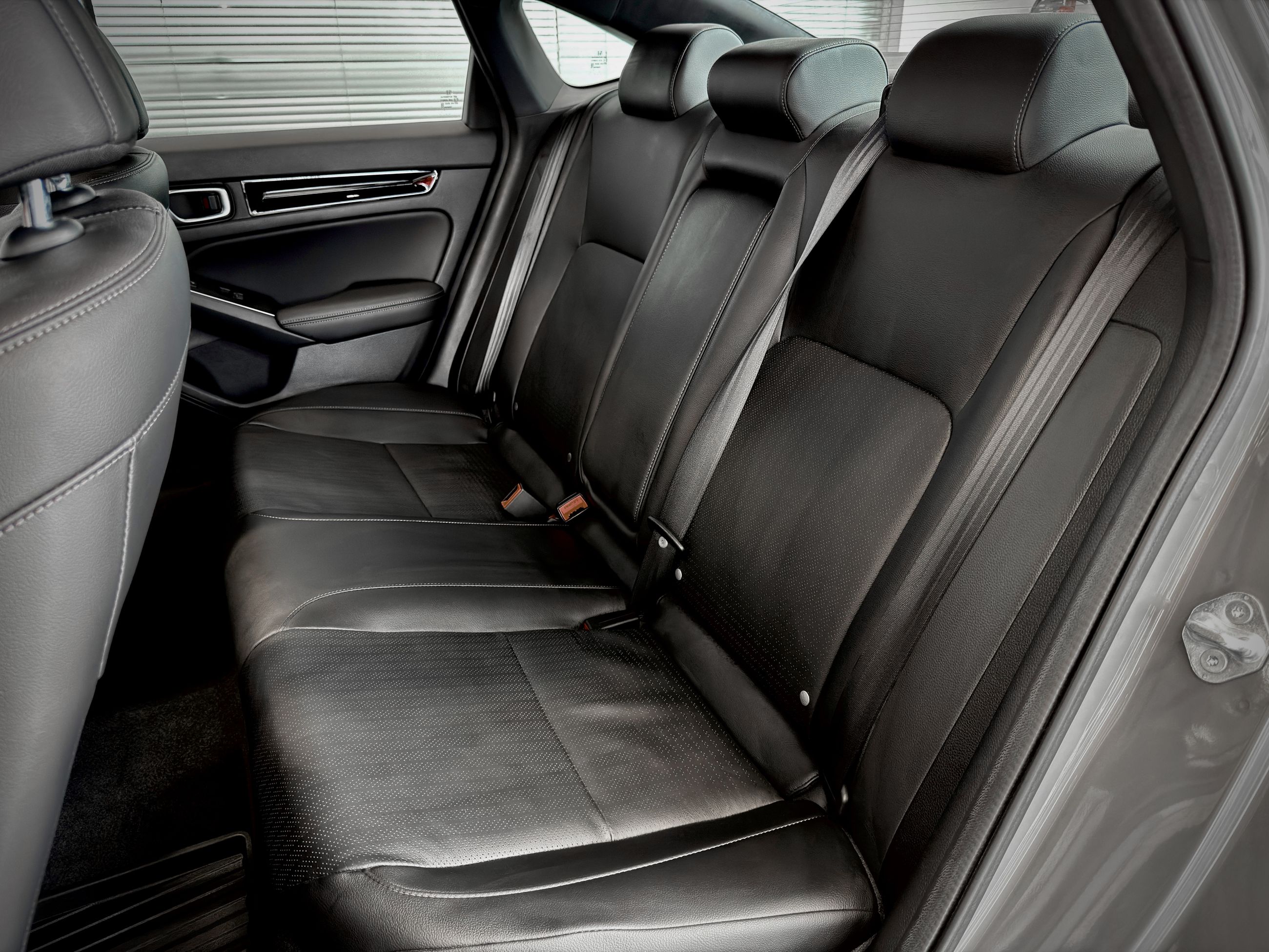 2025 Honda Civic Sedan Hybrid Sport Touring-19