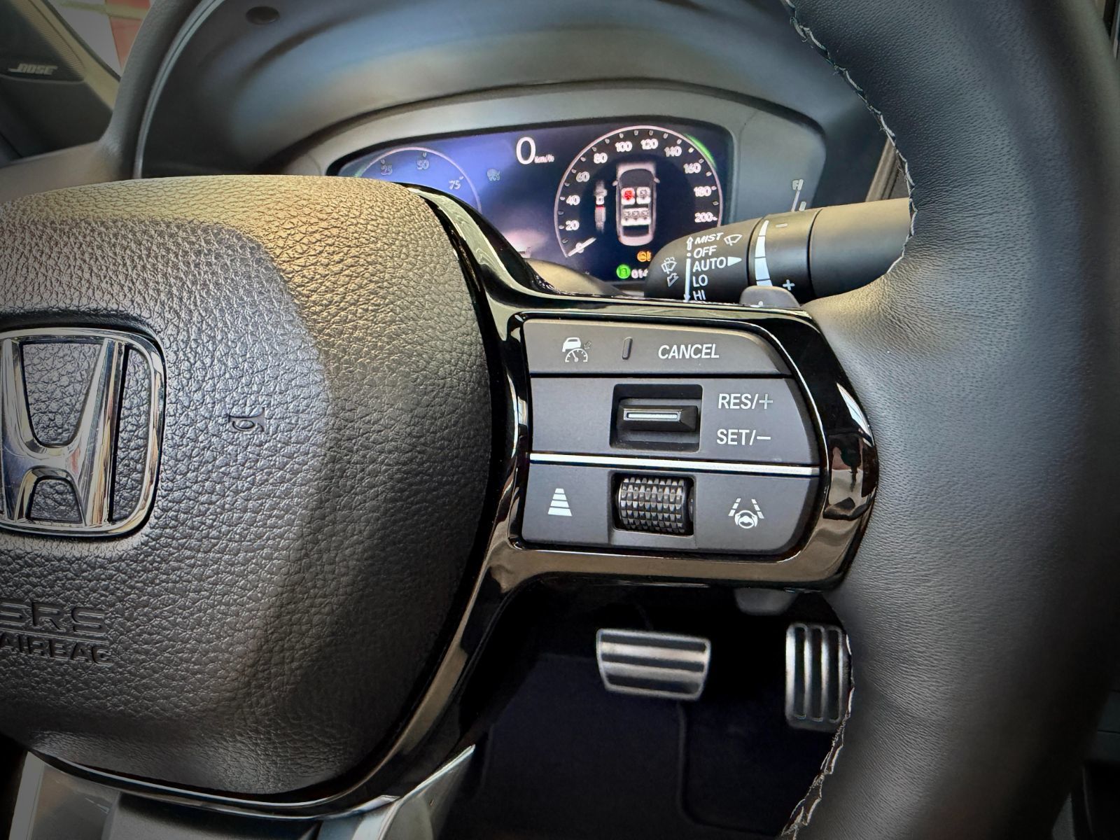 Honda Civic Sedan Hybrid TOURING 2025-23