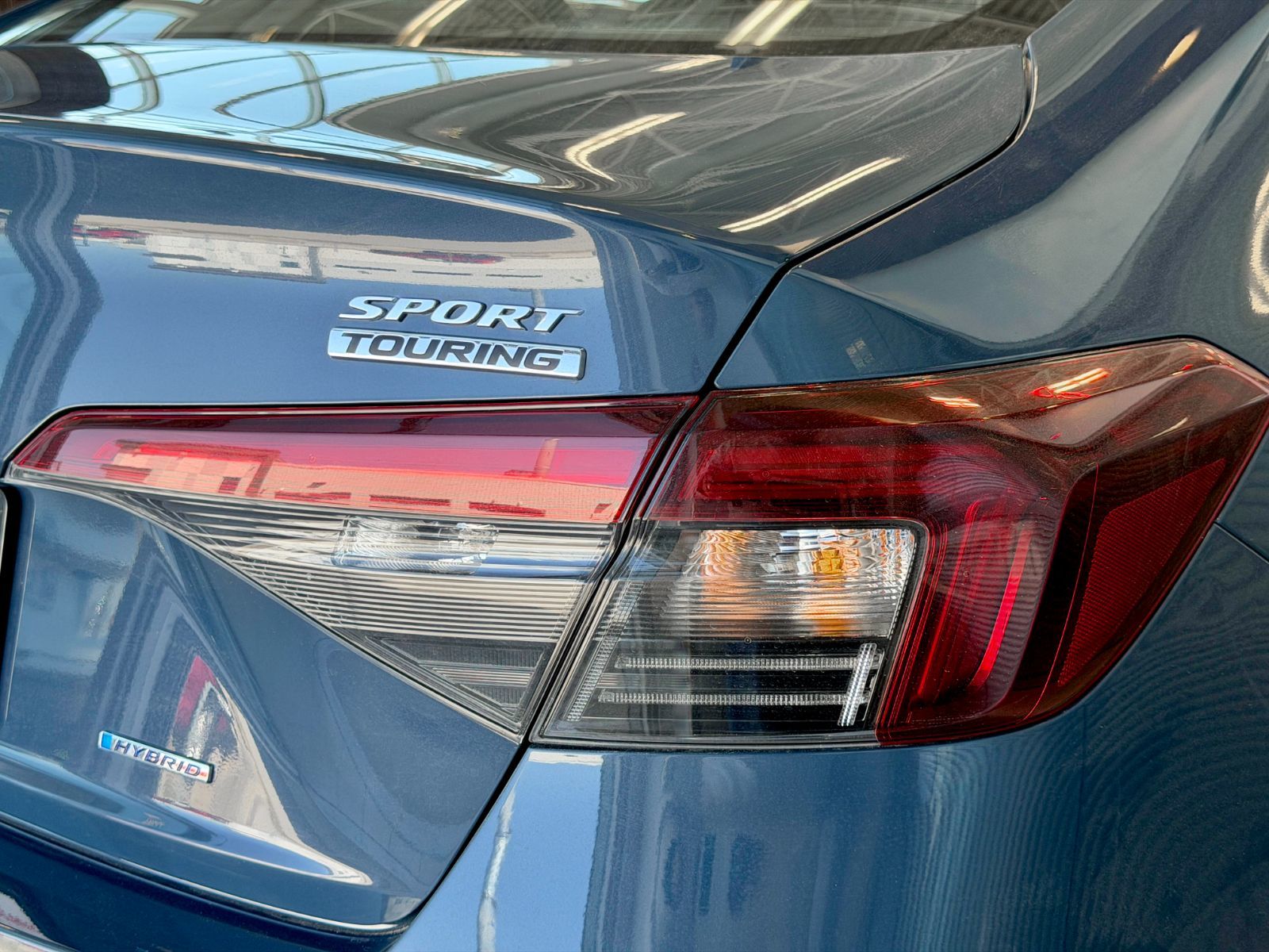 Honda Civic Sedan Hybrid TOURING 2025-12