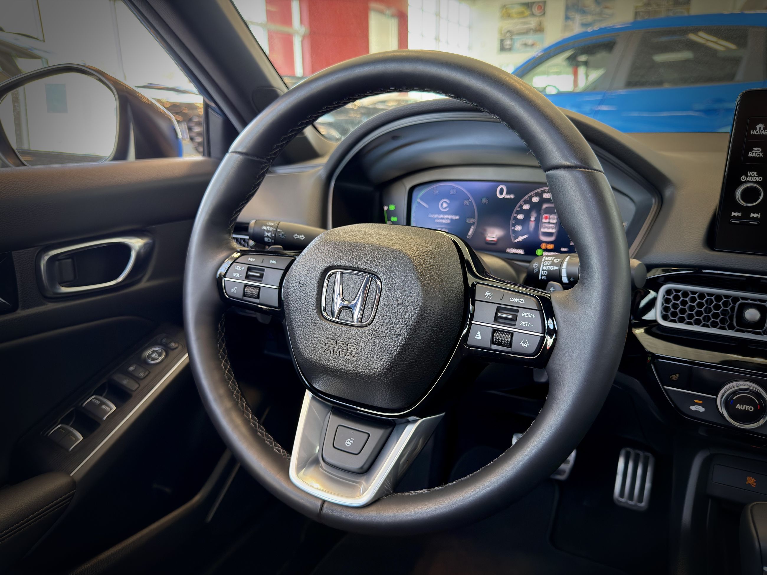 Honda Civic Sedan Hybrid TOURING 2025-20
