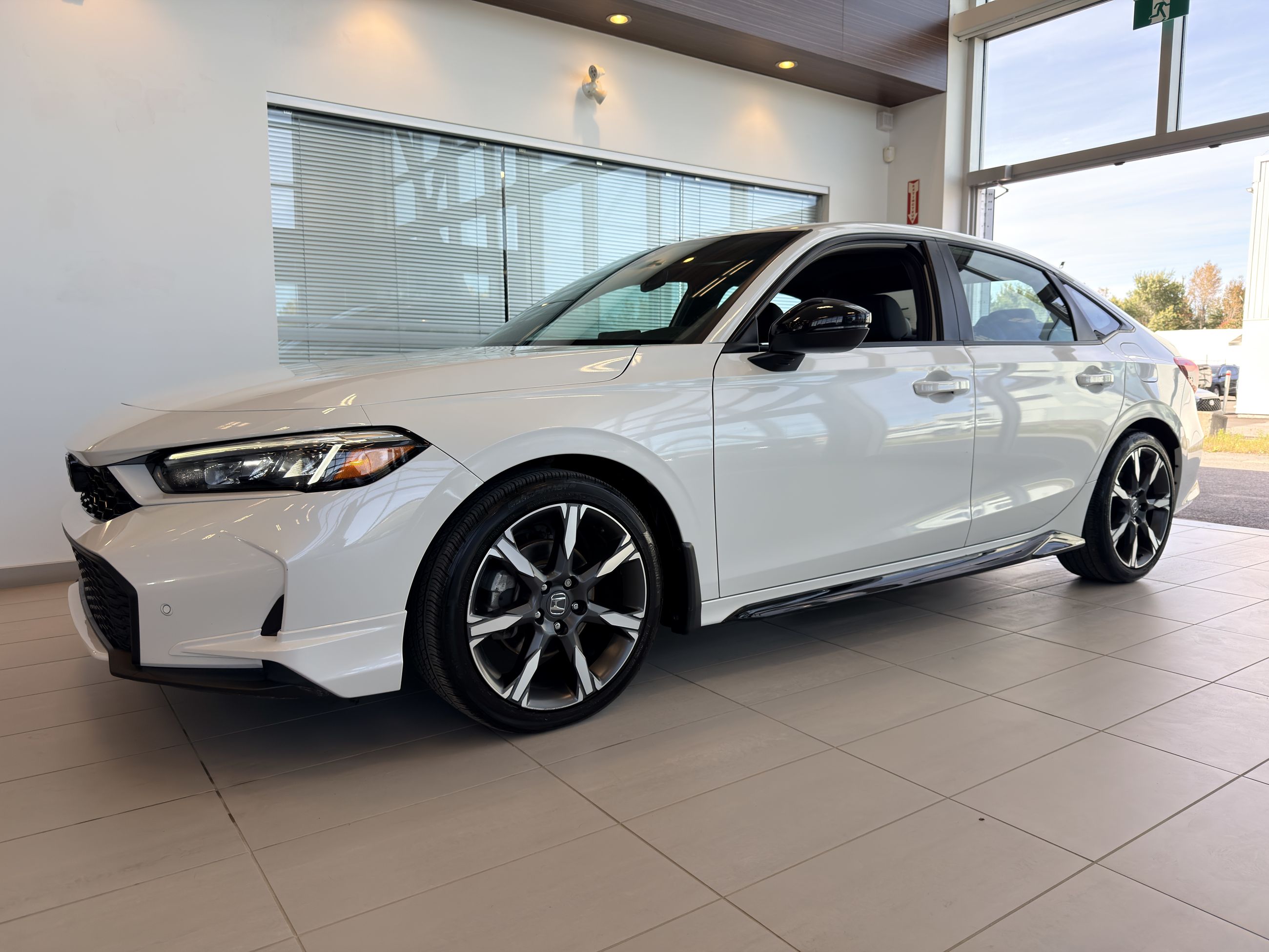 Photo Honda Civic Sedan Hybrid SPORT TOURING 2025 #4