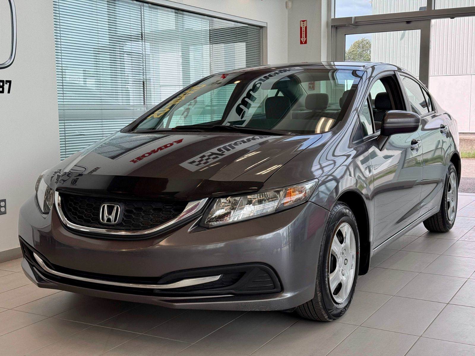 Honda Civic Sedan LX 2014-3