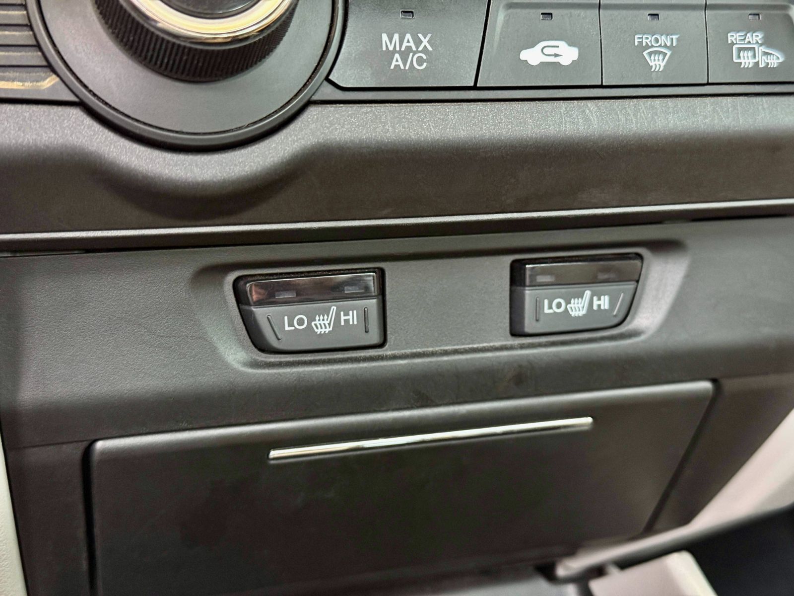 Honda Civic Sedan LX 2014-26