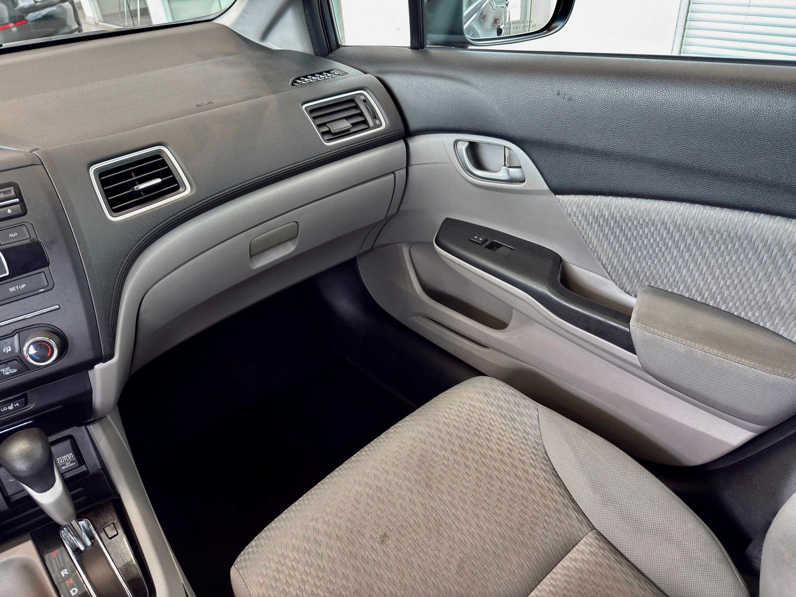 Honda Civic Sedan LX 2014-19