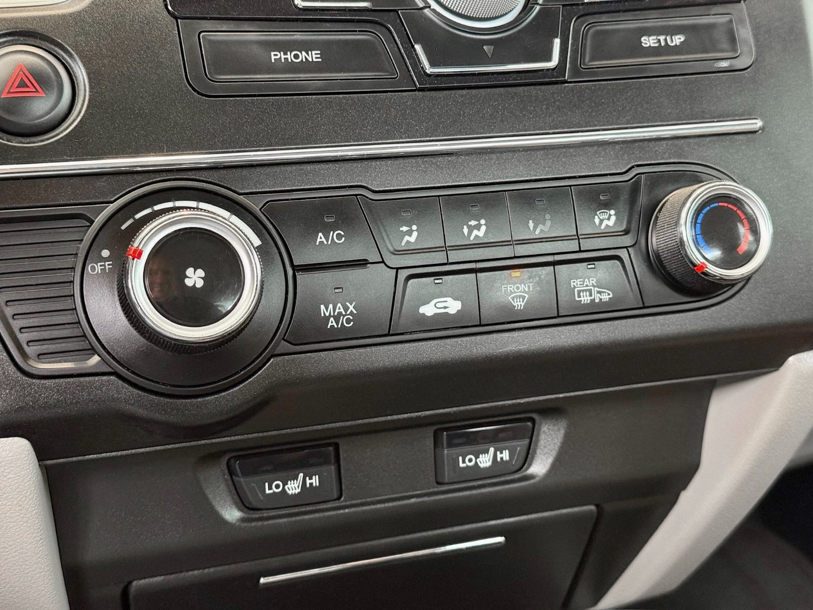 Honda Civic Sedan LX 2015-24