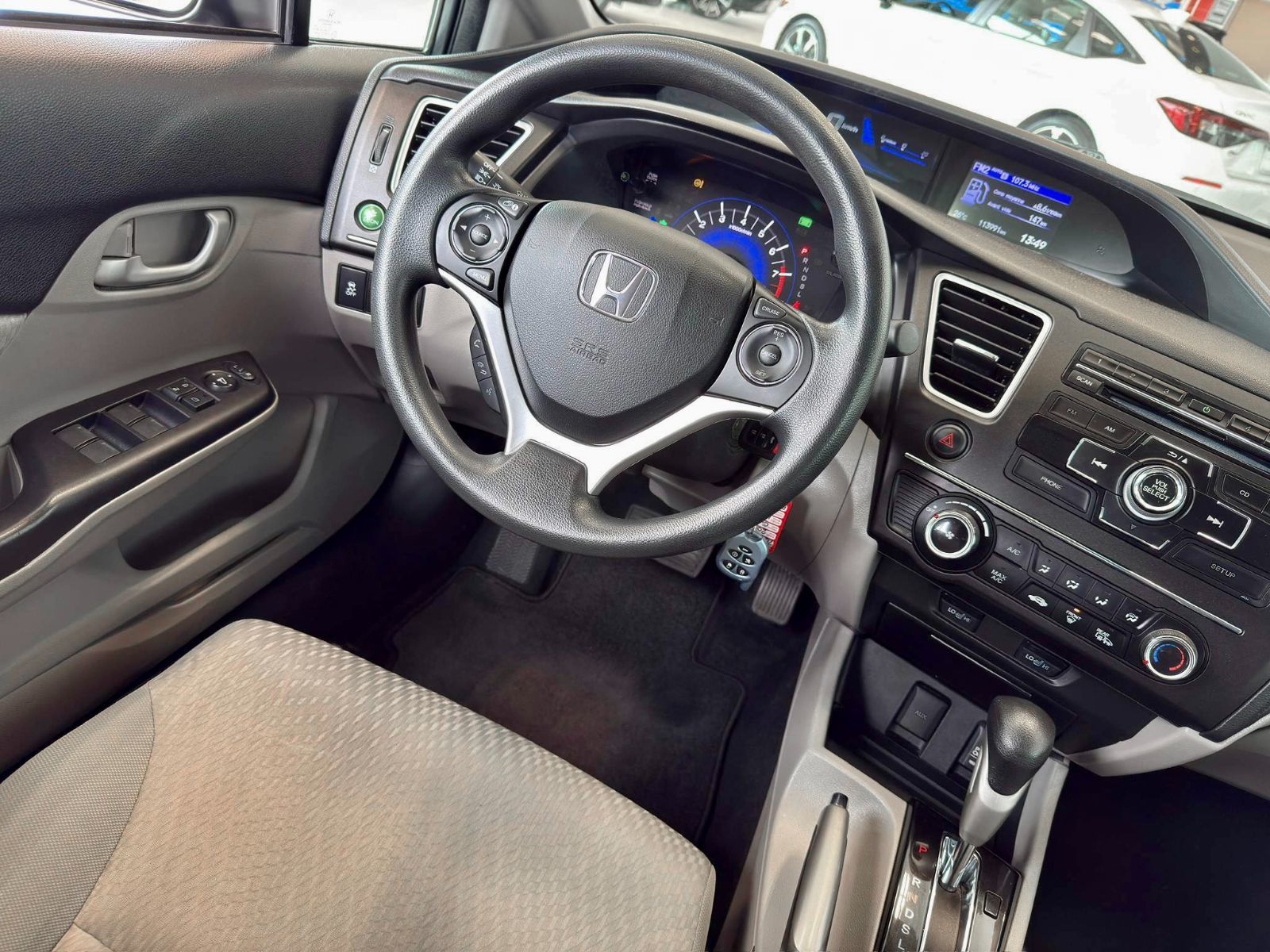 Honda Civic Sedan LX 2015-14
