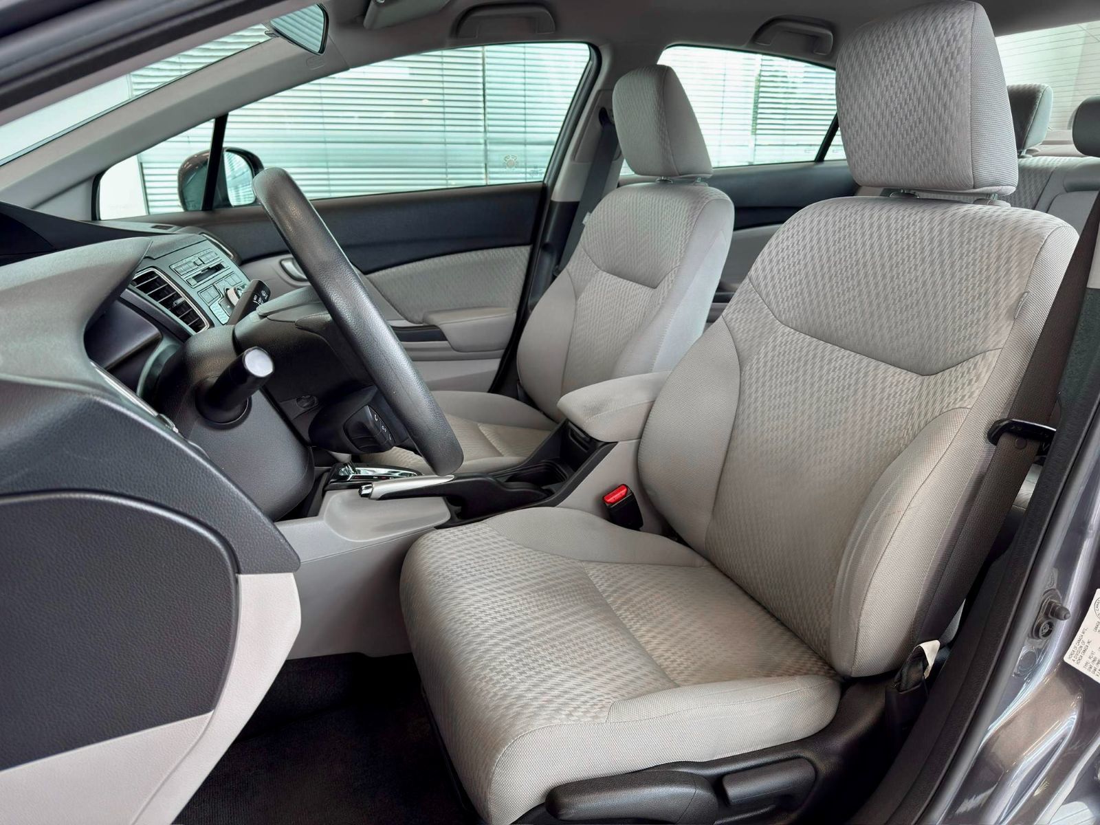 Honda Civic Sedan LX 2015-12