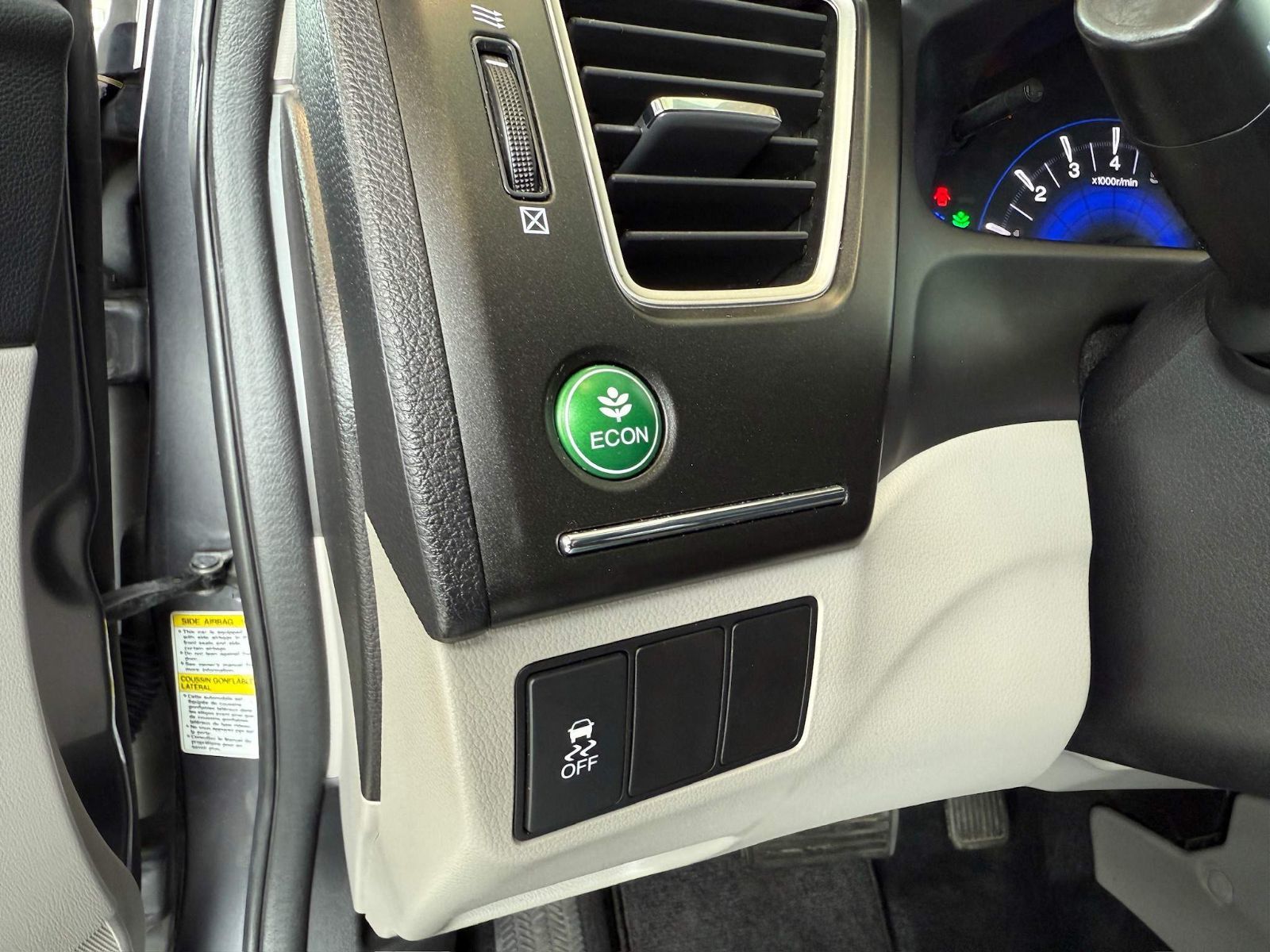 Honda Civic Sedan LX 2015-18