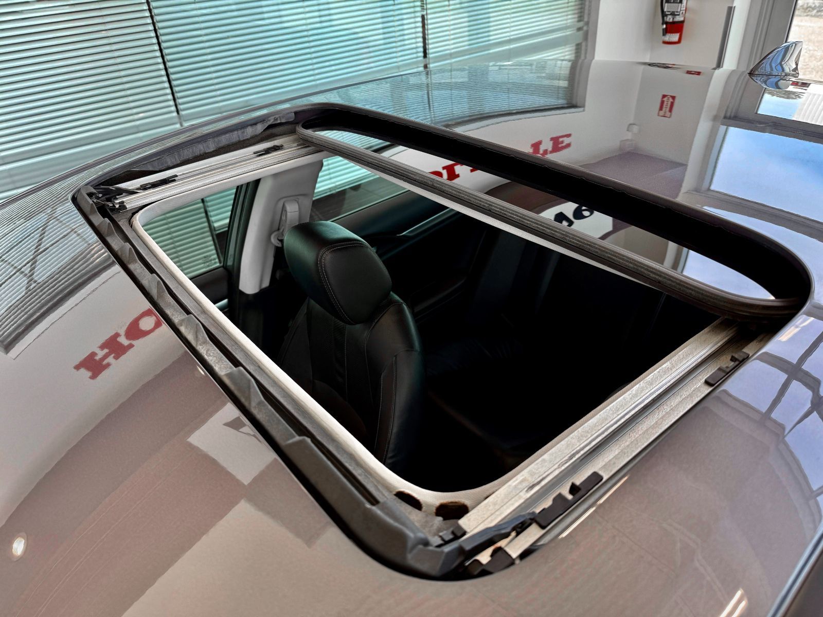 Honda Civic Sedan Touring 2016-14