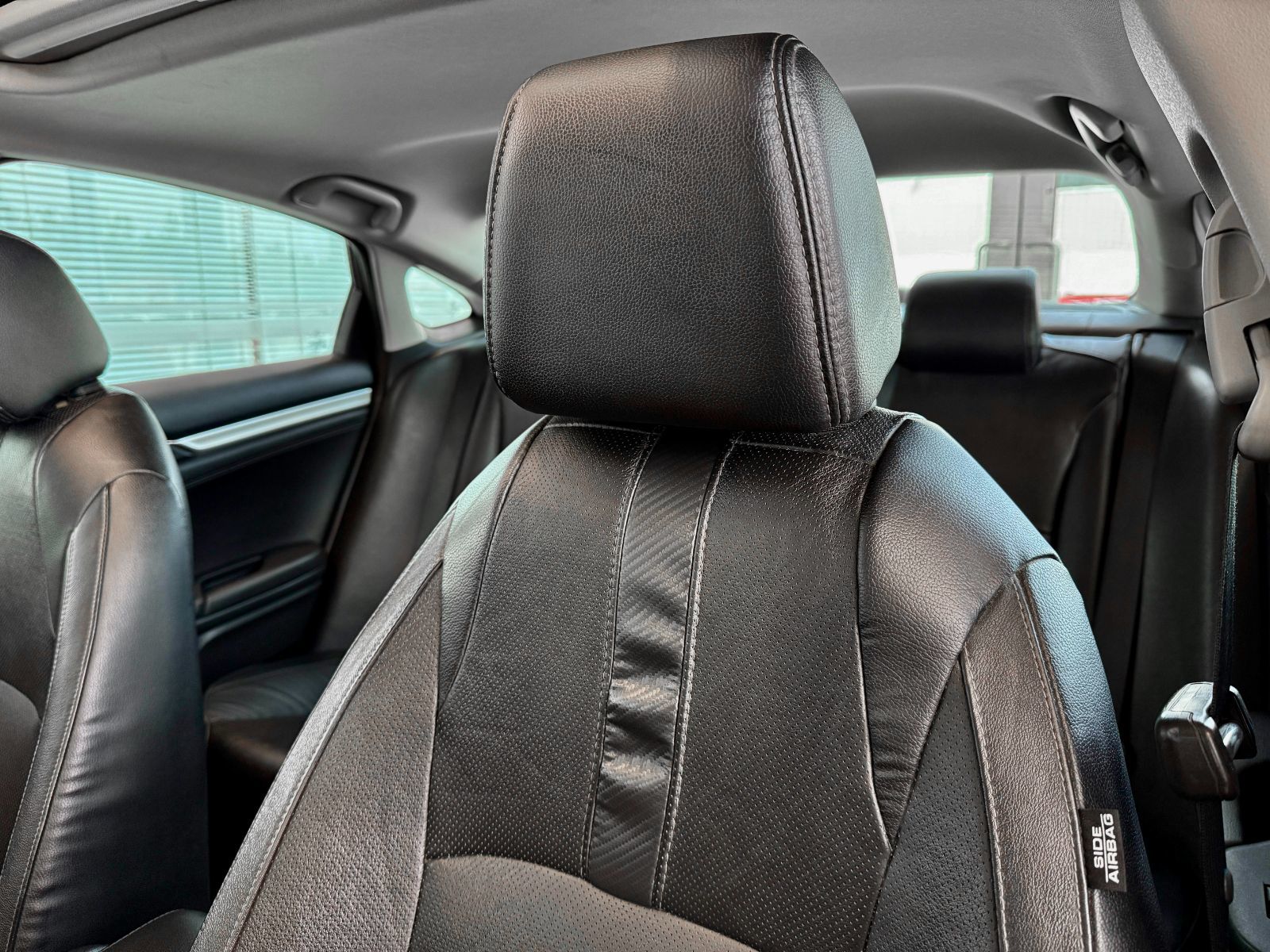 Honda Civic Sedan Touring 2016-19