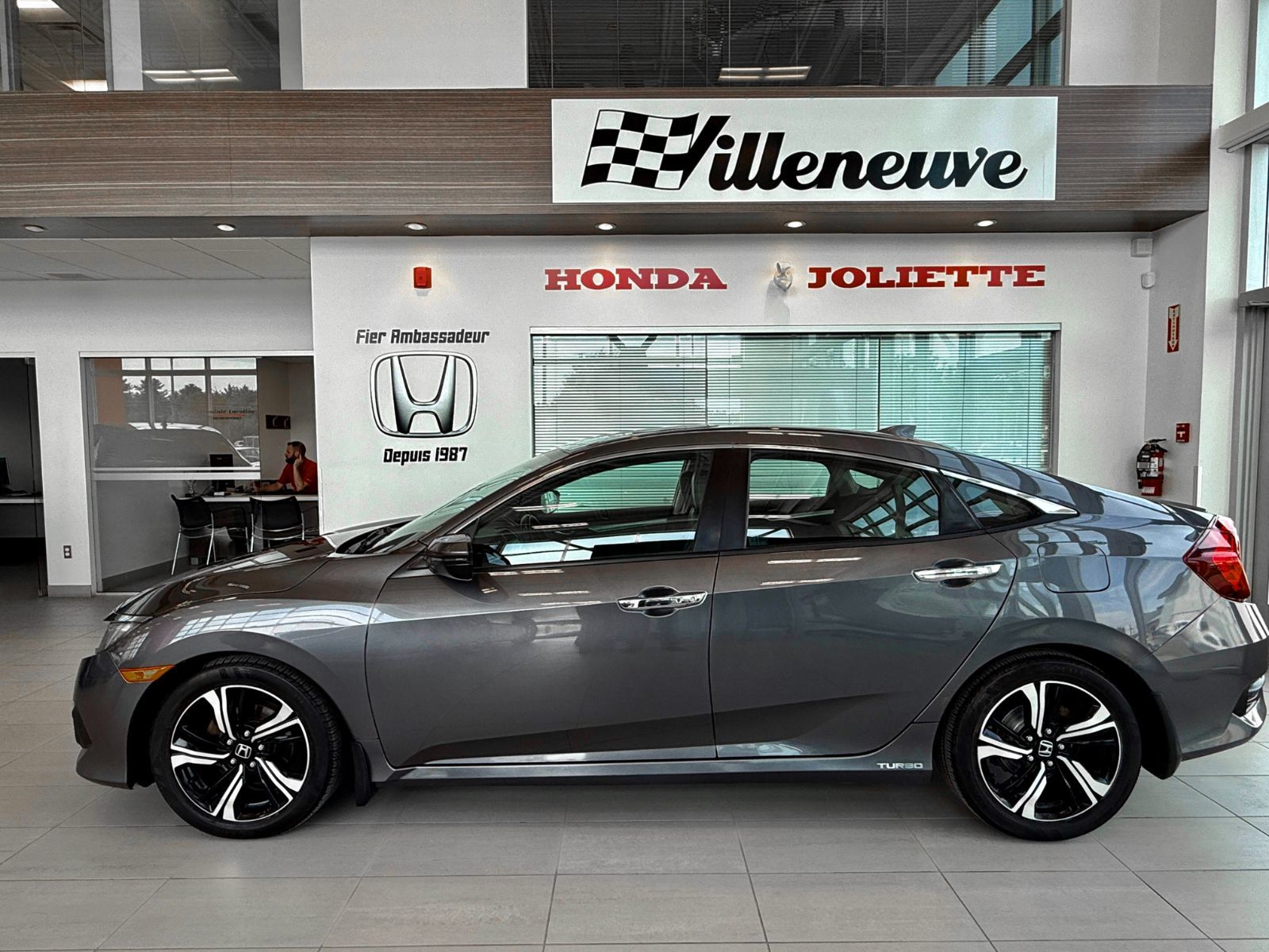 Honda Civic Sedan Touring 2016-9