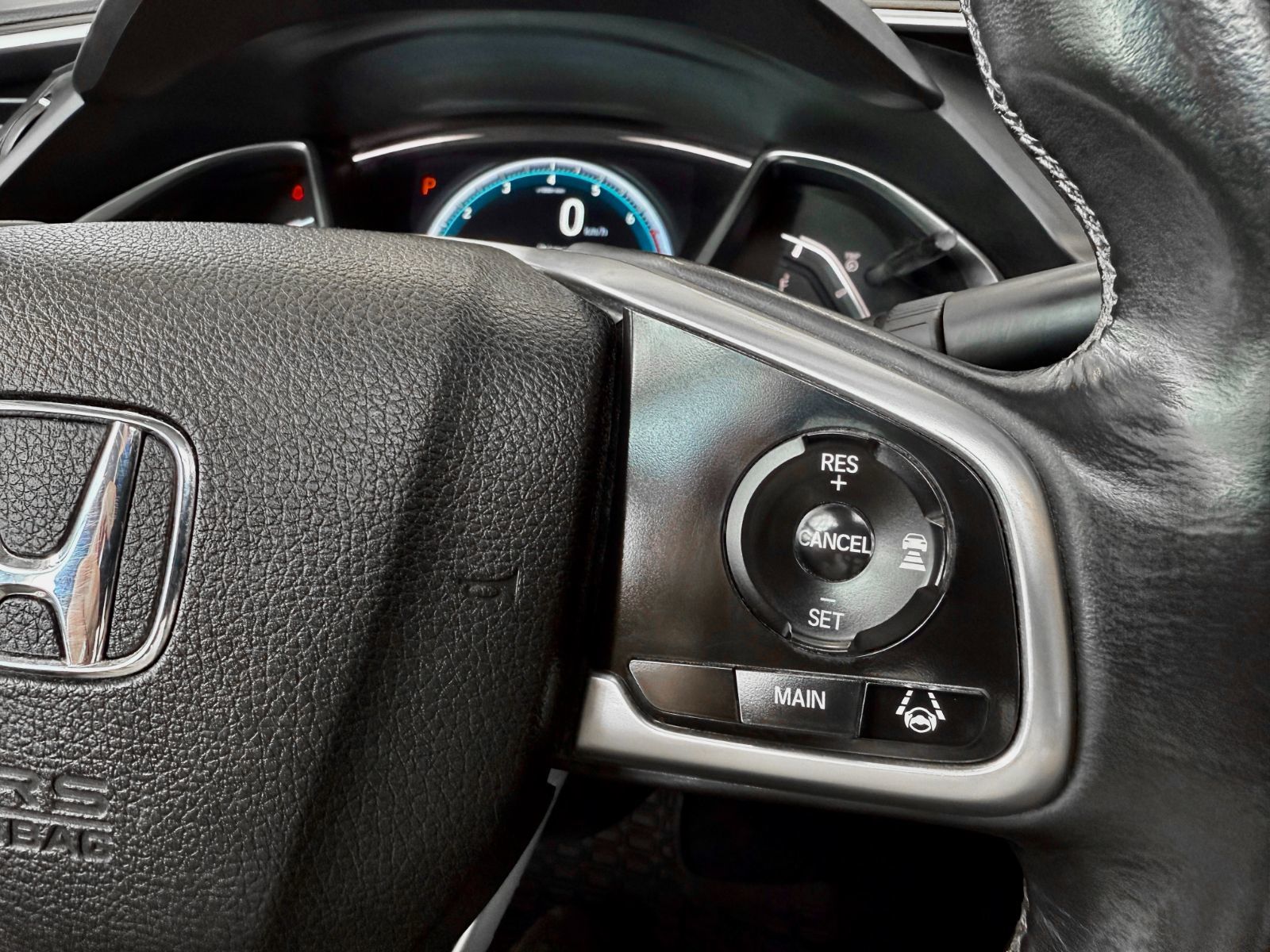 Honda Civic Sedan Touring 2016-25