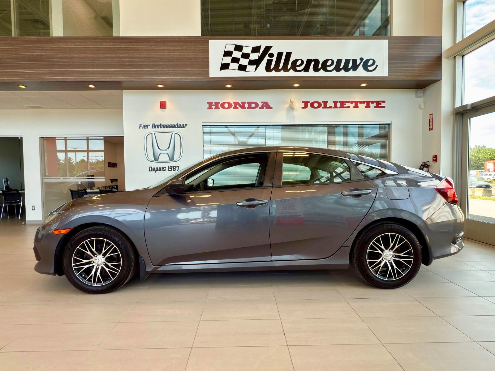 2018 Honda Civic Sedan LX Manuelle-9