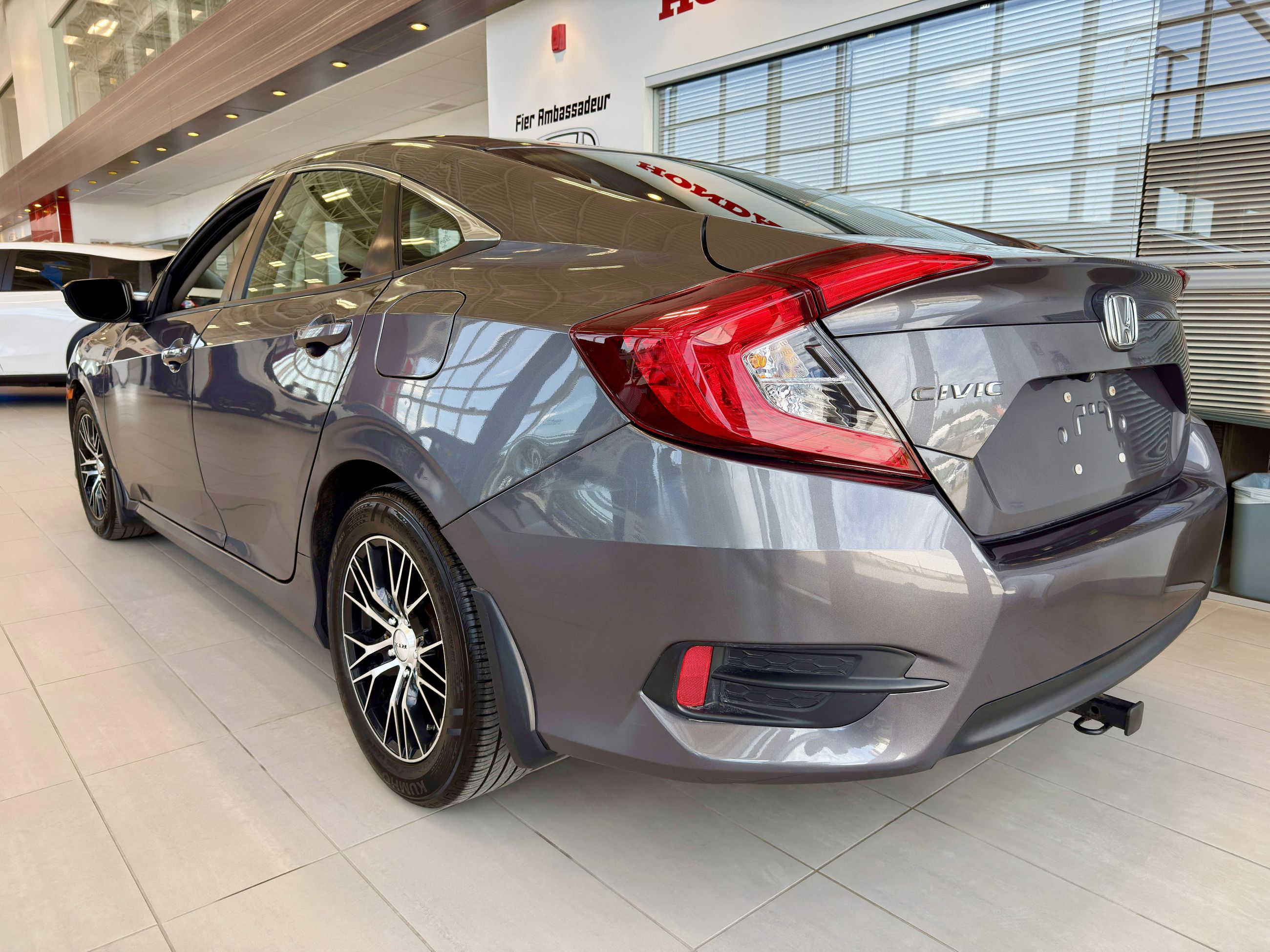 2018 Honda Civic Sedan LX Manuelle-10