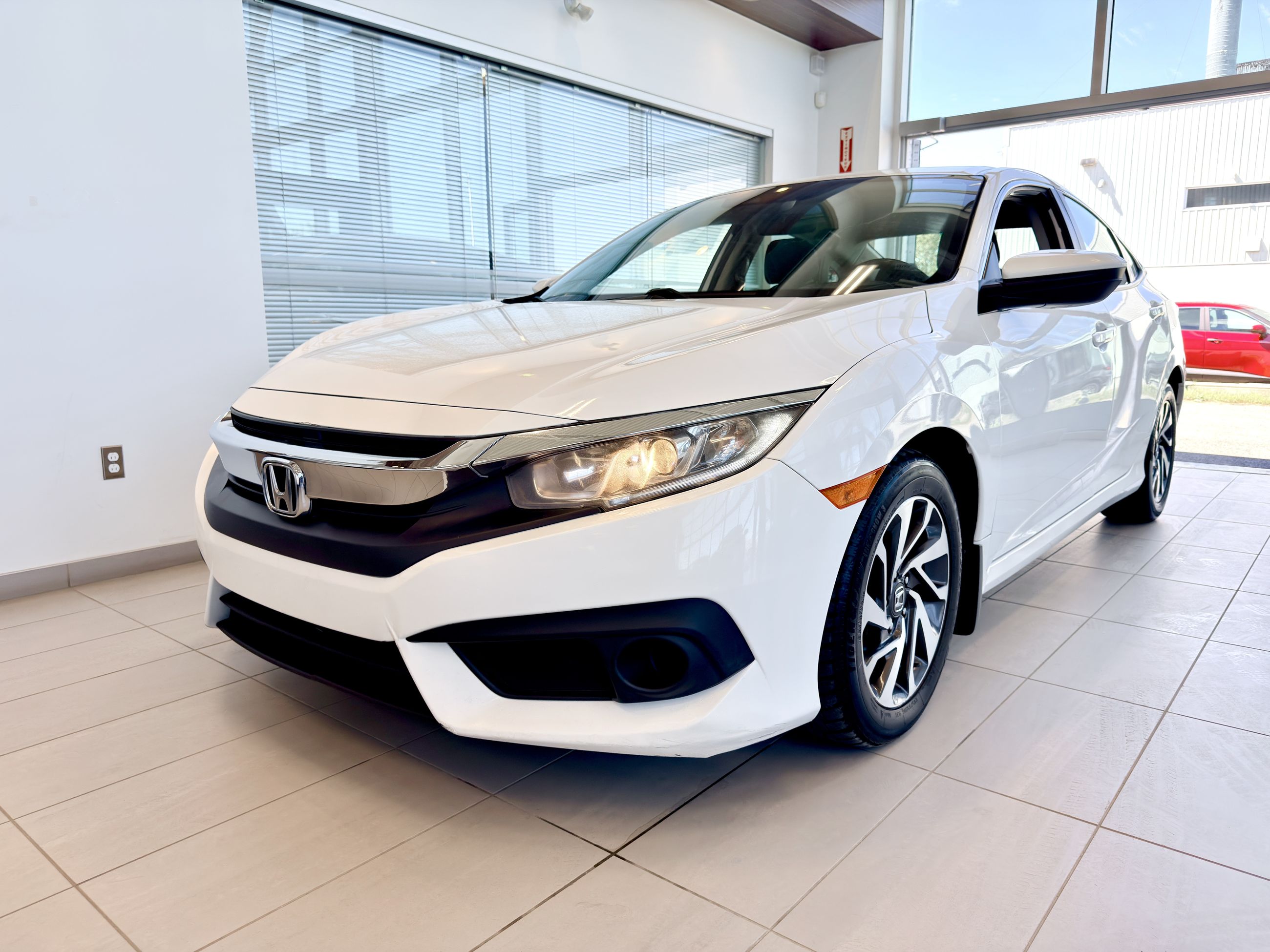 Photo 2018 Honda Civic Sedan SE #5