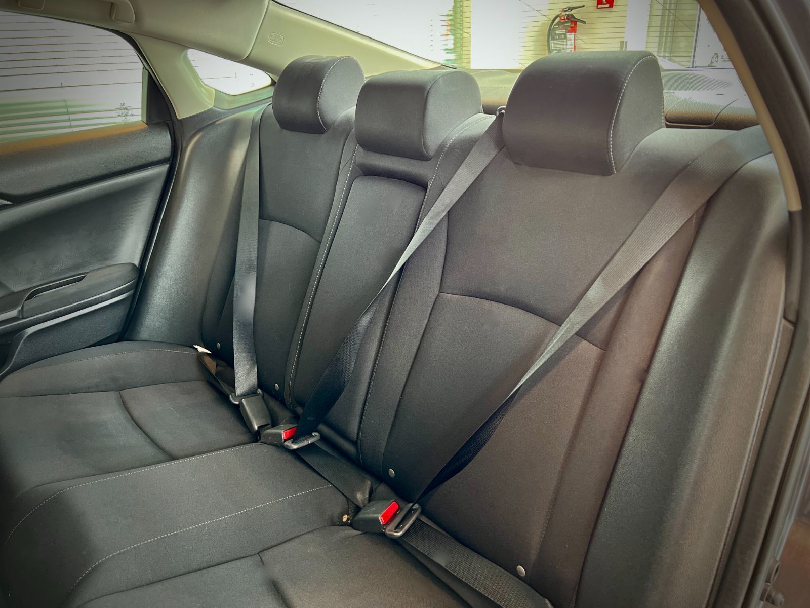 Honda Civic Sedan LX 2019-13