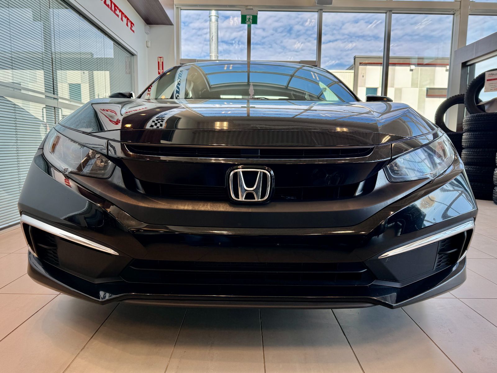 Honda Civic Sedan LX 2019-4