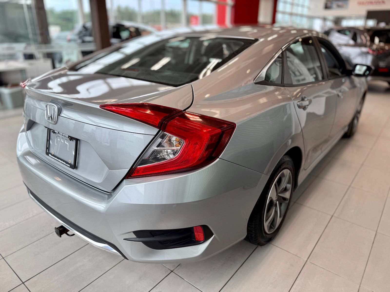 Honda Civic Sedan LX 2019-13