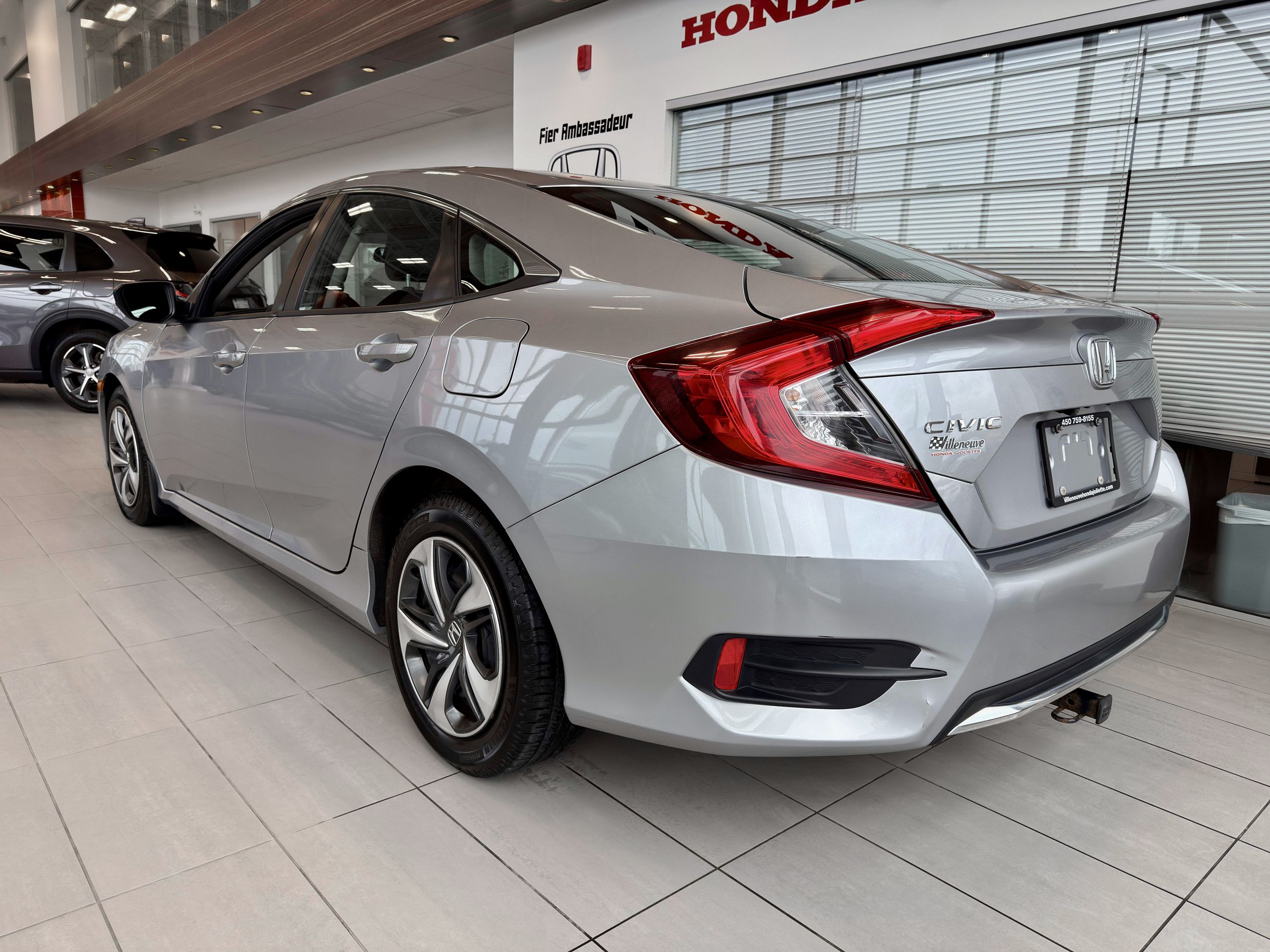 Honda Civic Sedan LX 2019-10