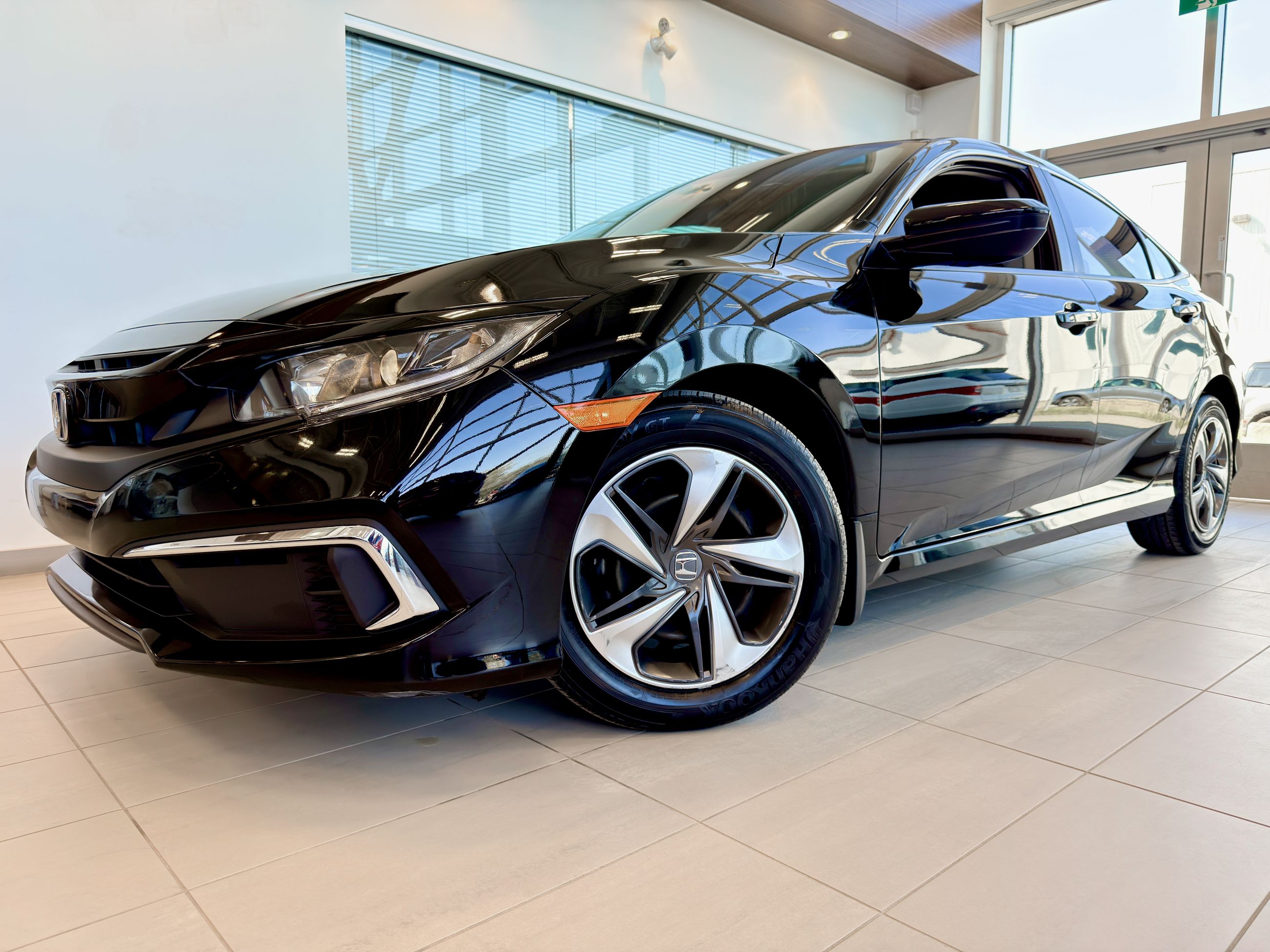 Photo Honda Civic Sedan LX 2019 #2
