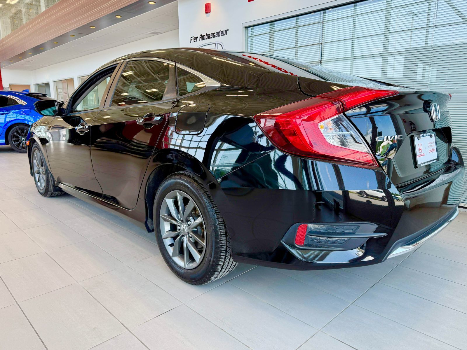 Honda Civic Sedan EX 2020-14