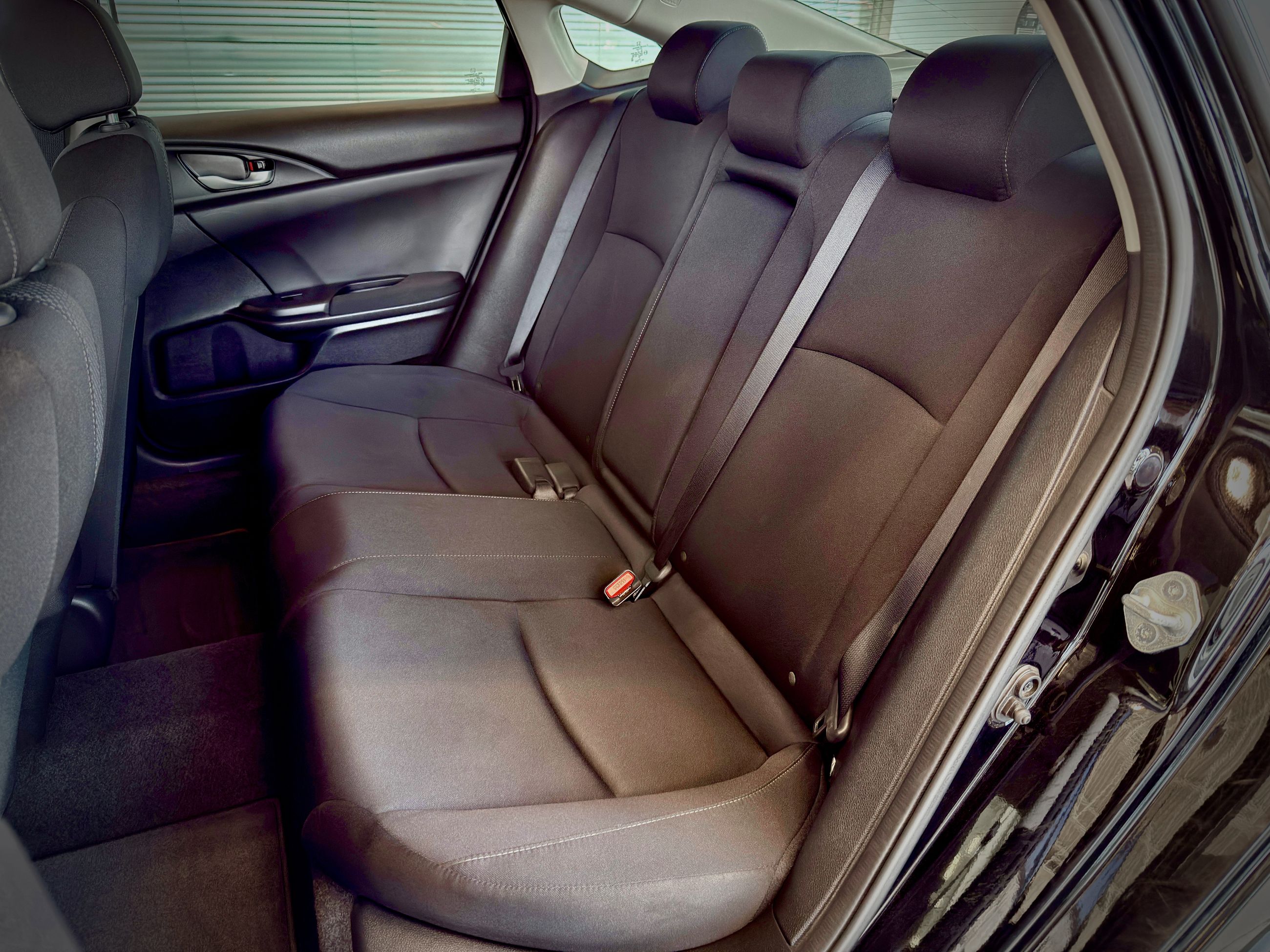 Honda Civic Sedan LX 2021-16