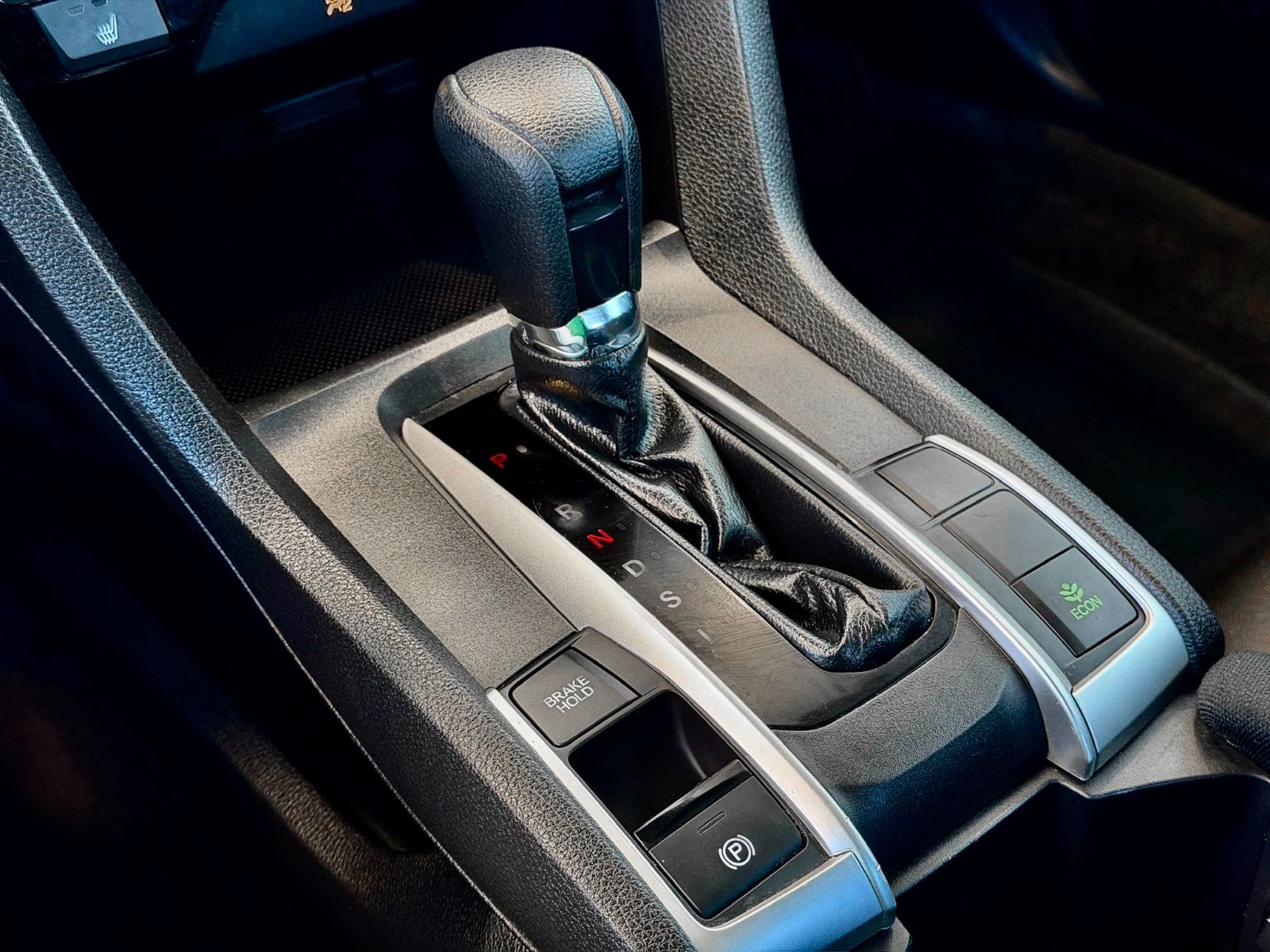 Honda Civic Sedan LX 2021-26