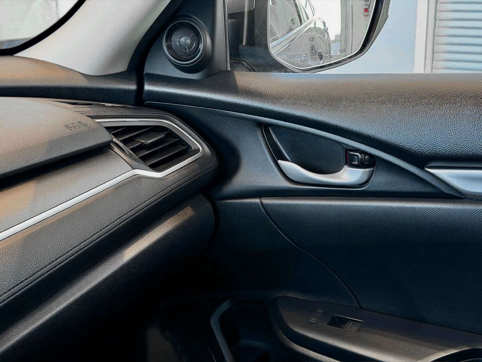 Honda Civic Sedan LX 2021-27