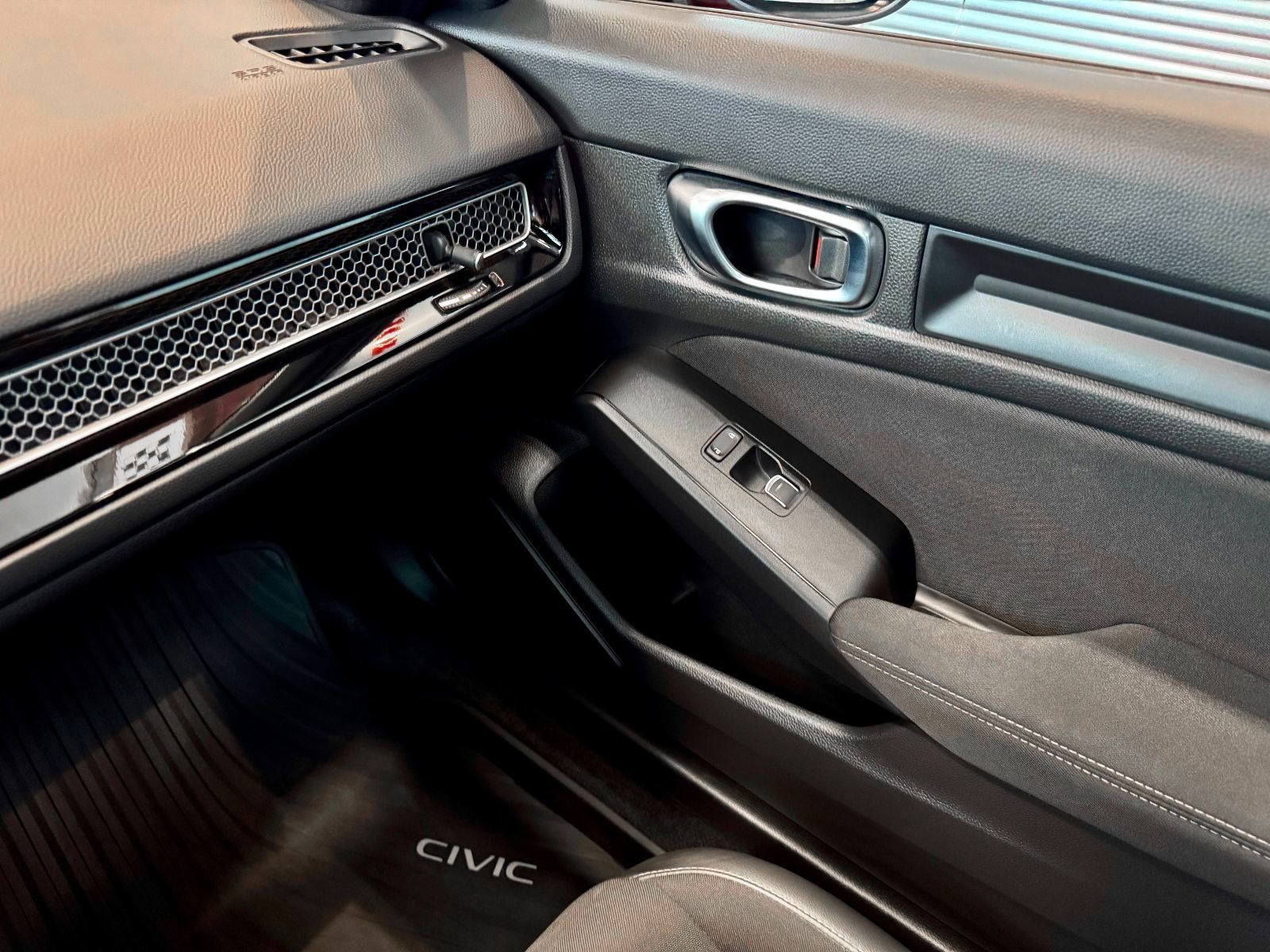 Honda Civic Sedan Sport 2022-28