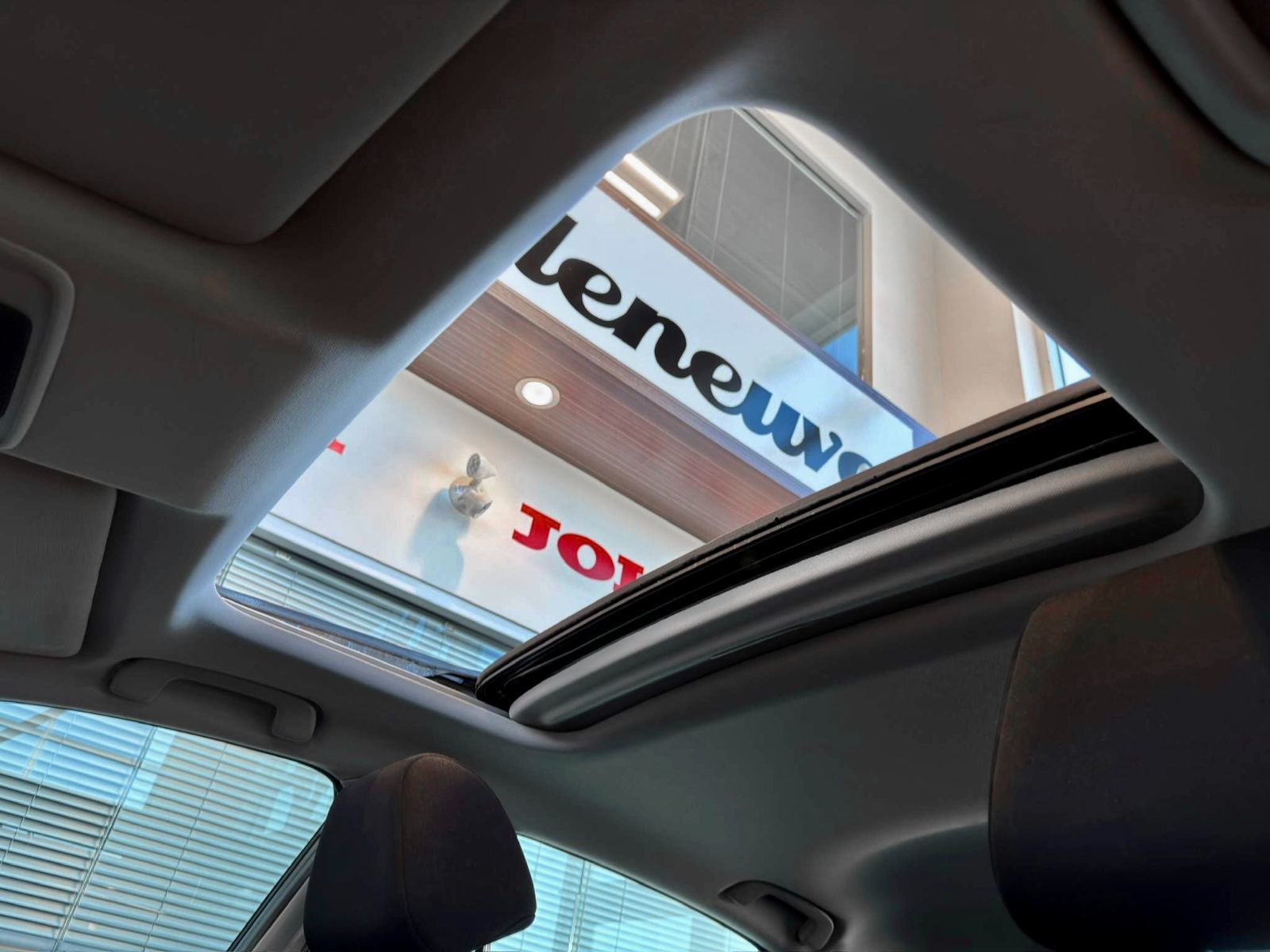 Honda Civic Sedan EX 2022-13