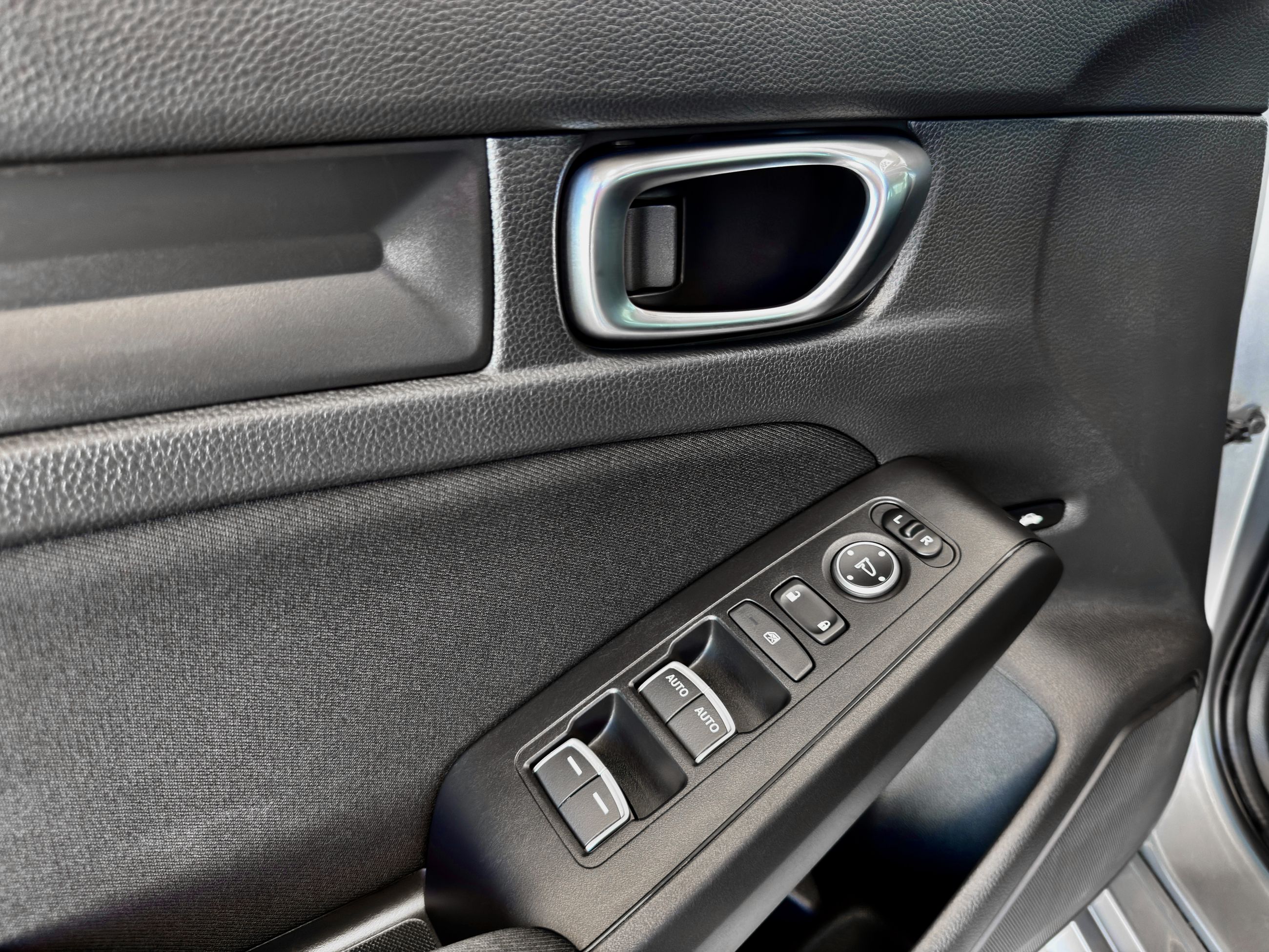 Honda Civic Sedan LX 2022-29