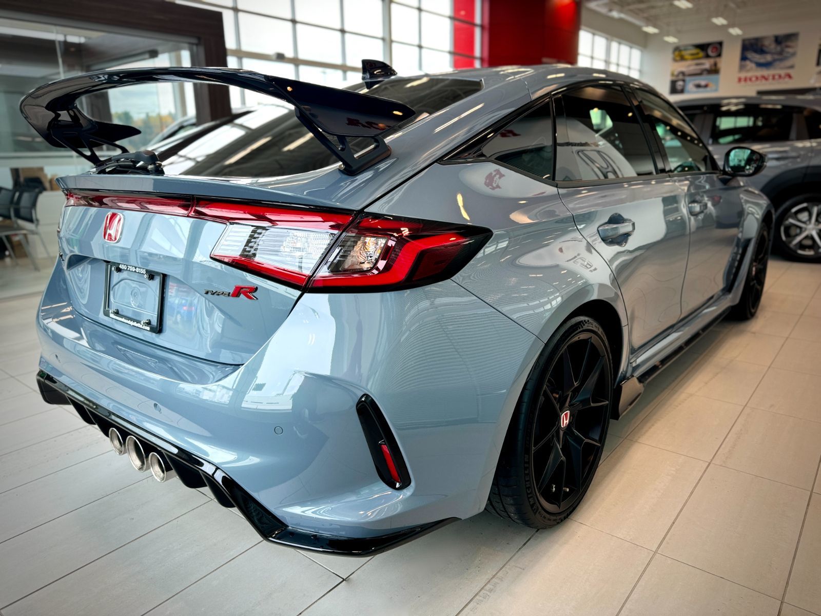 Honda Civic Type R Rare Type R 2024-13