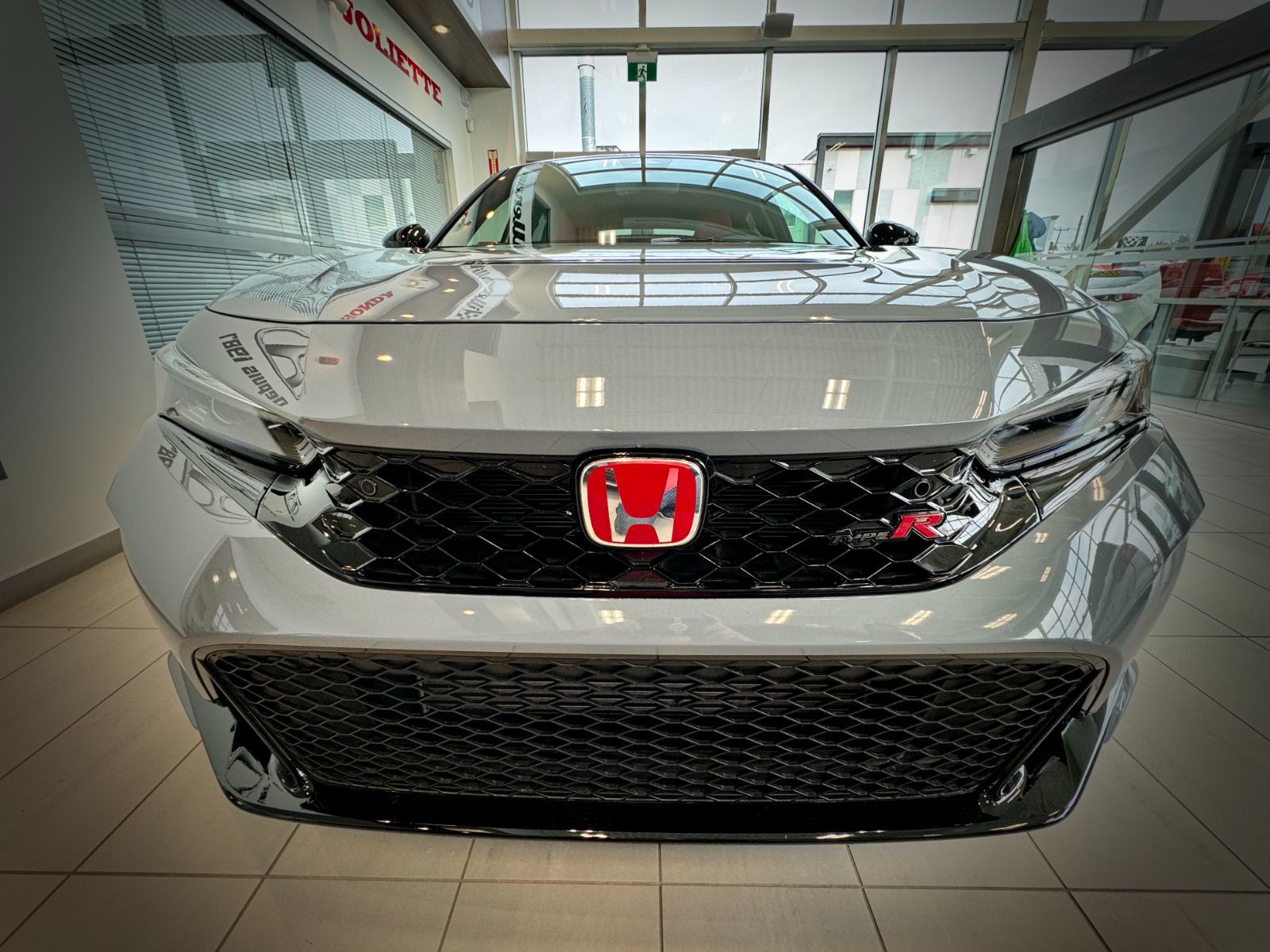 Honda Civic Type R Rare Type R 2024-3