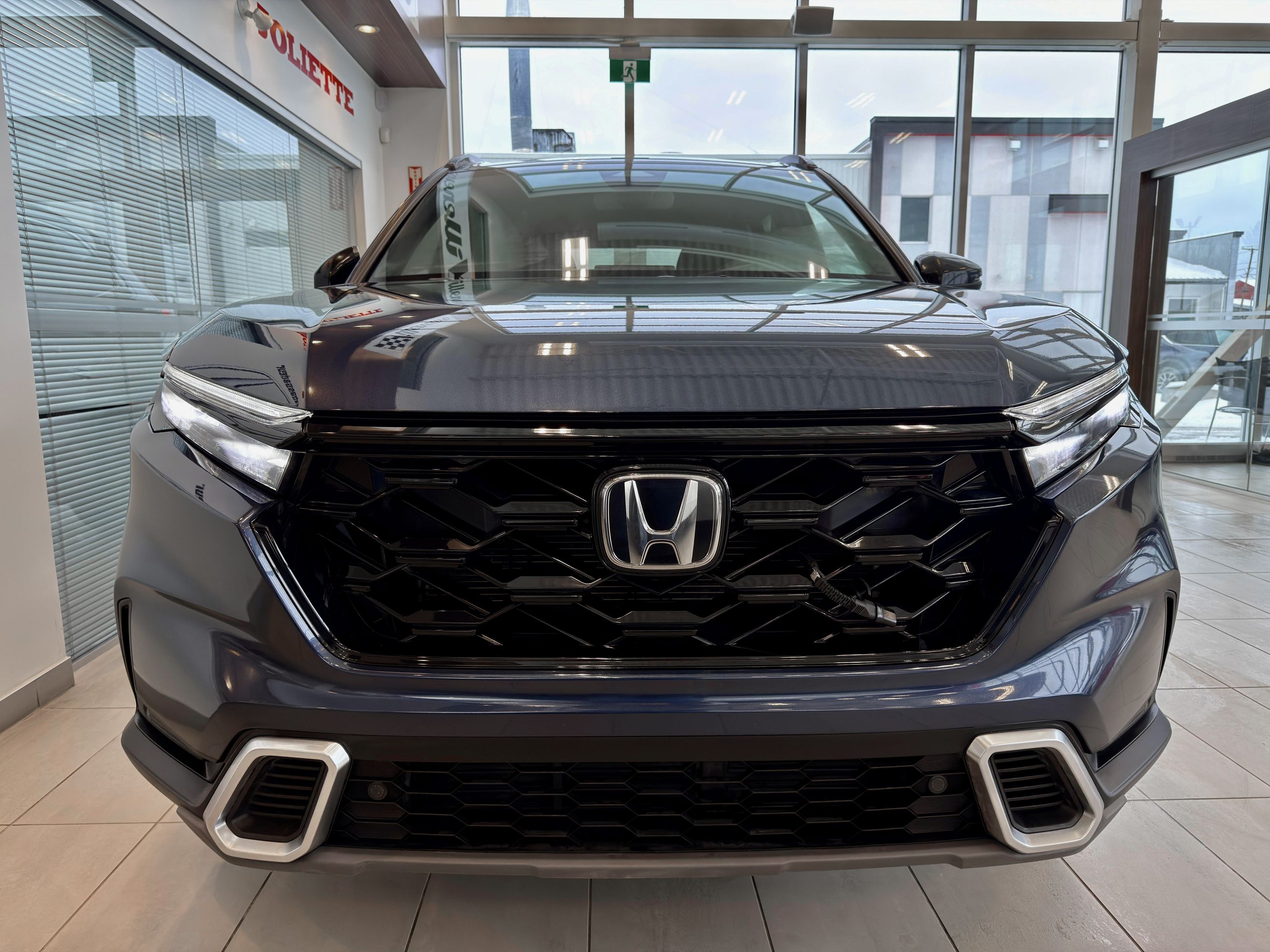 2023 Honda CR-V Hybrid Touring-4