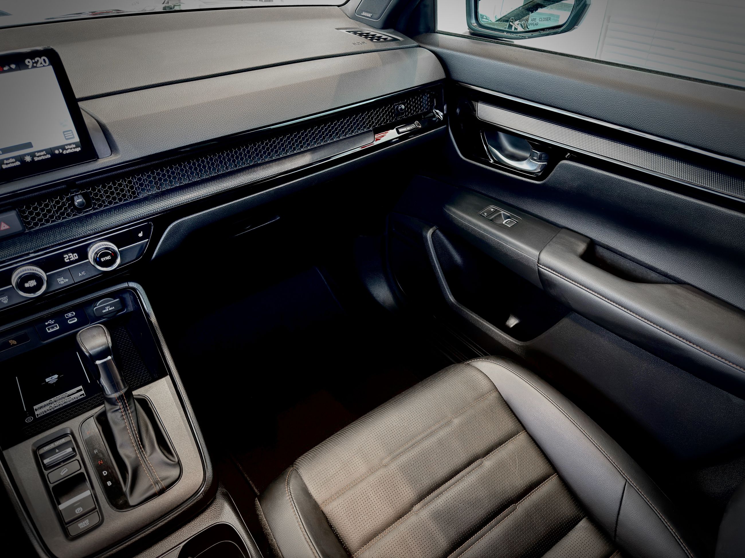 2023 Honda CR-V Hybrid Touring-25