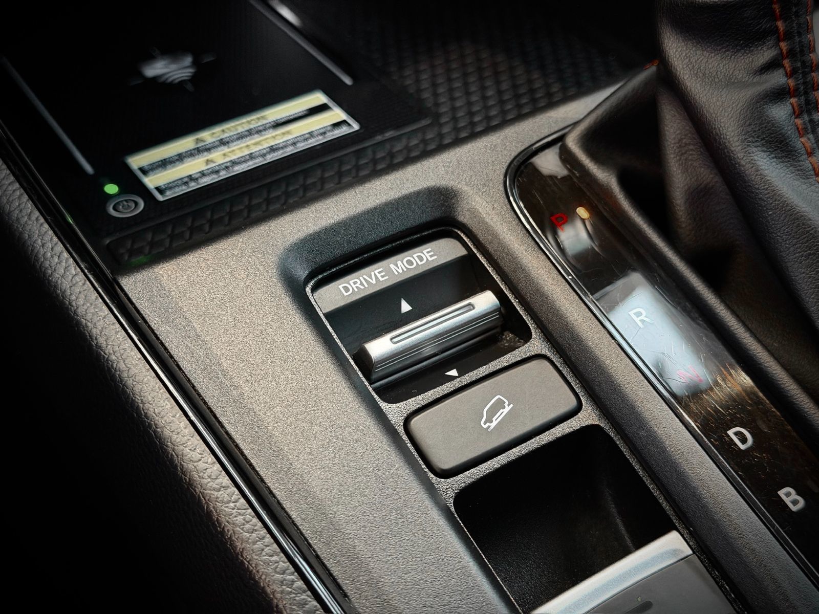 Honda CR-V Hybrid Touring 2023-31