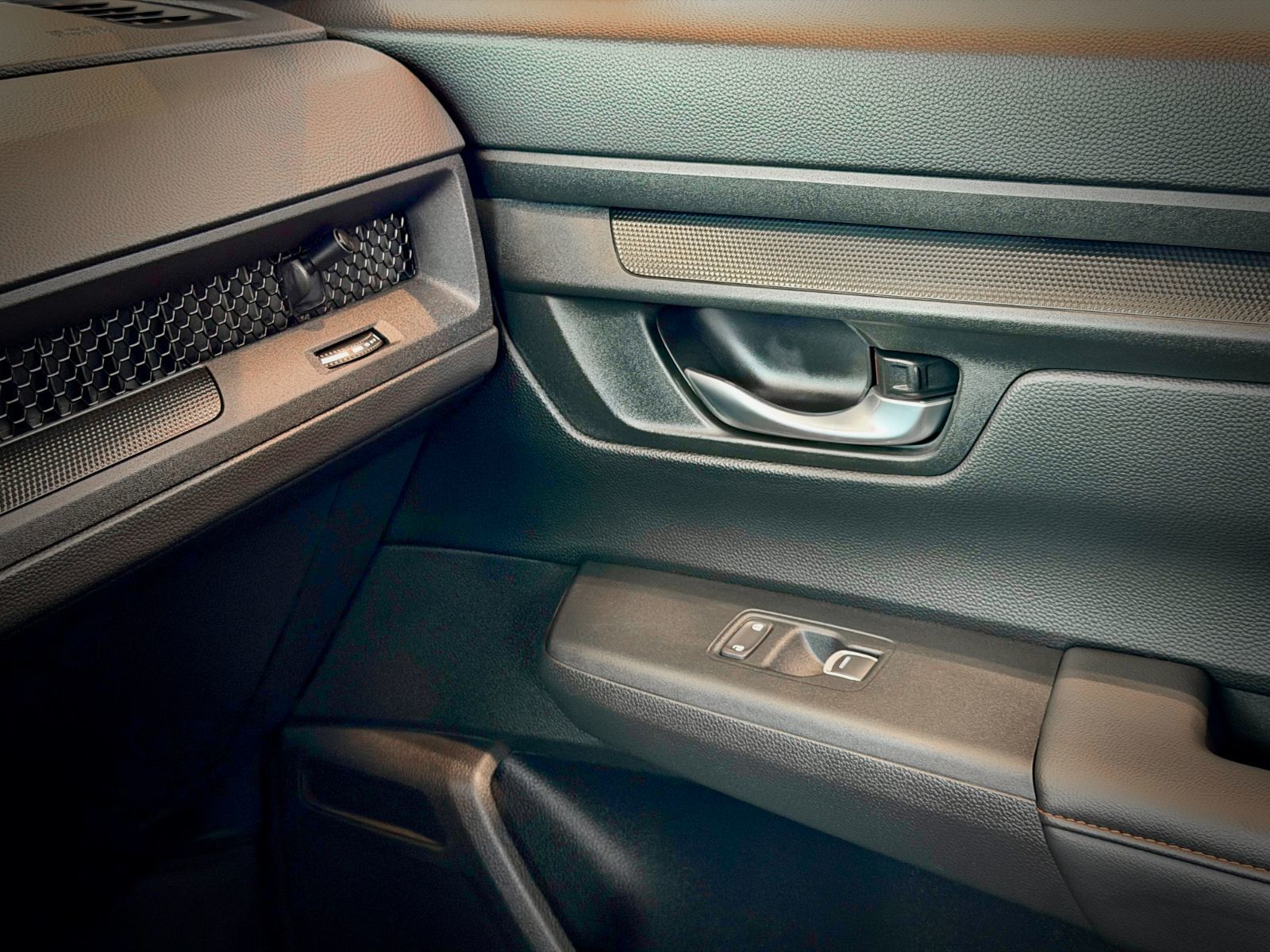 Honda CR-V Hybrid EX-L 2024-34