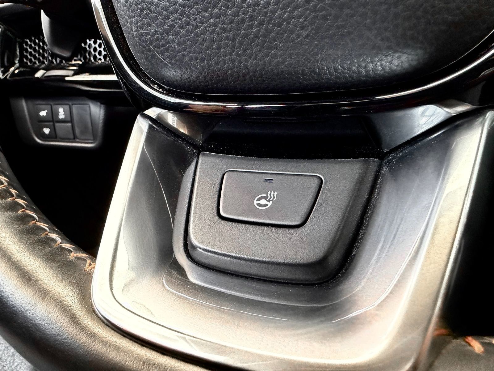 Honda CR-V Hybrid Touring 2025-35